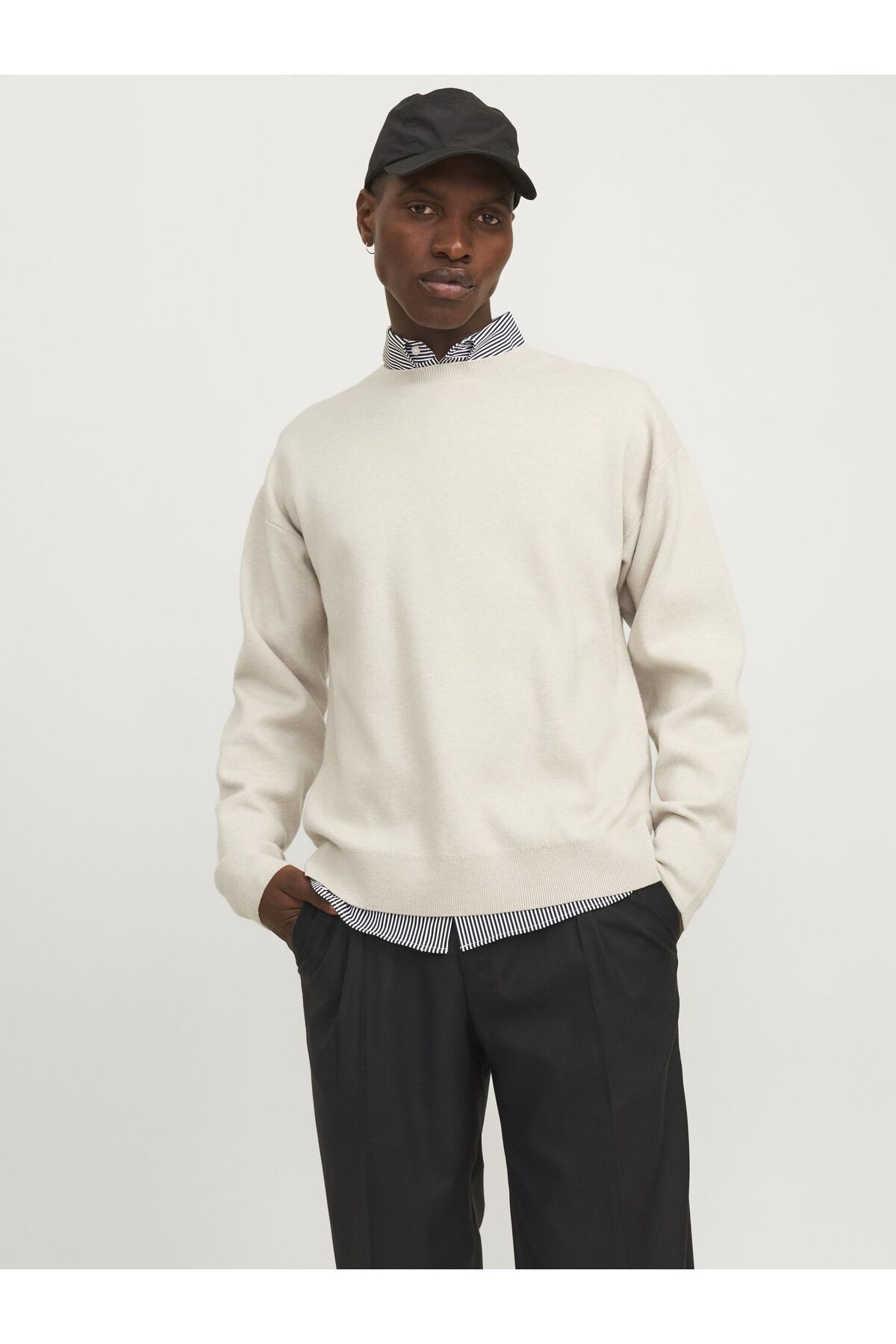 complete the look image