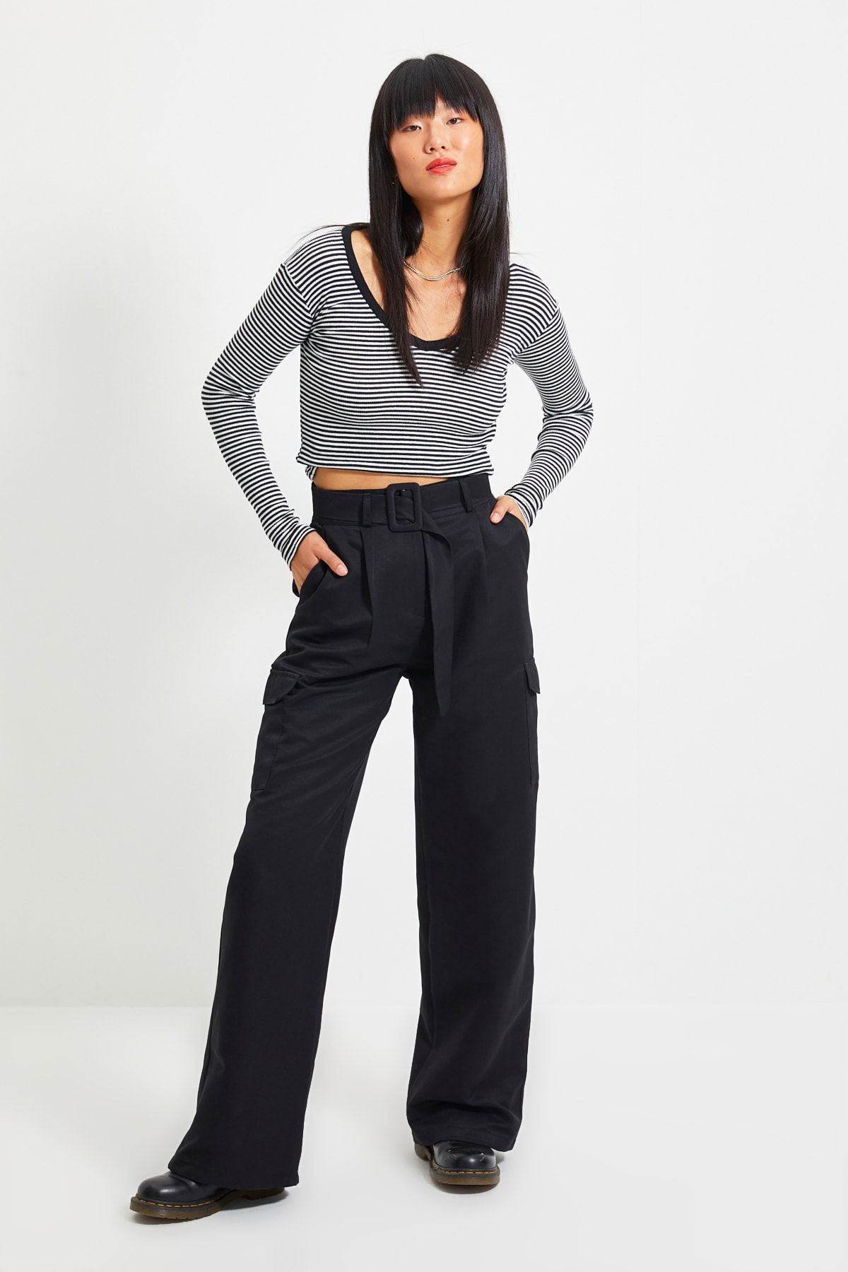Trendyol Collection Hose Schwarz Wide Leg Fast ausverkauft