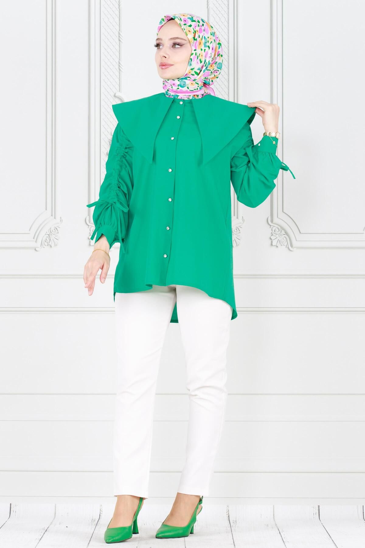 تونیک پوشیده سبز زنانه حجاب بازوی یقه بزرگ که تکان دهنده دقیق TUNIC BENNETTON GREEN است Sevitli