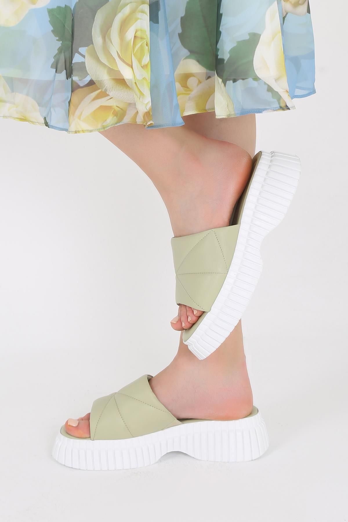 CassidoShoes-Green Diamond Patterned Cassie Women's Slippers - 017-1614 3