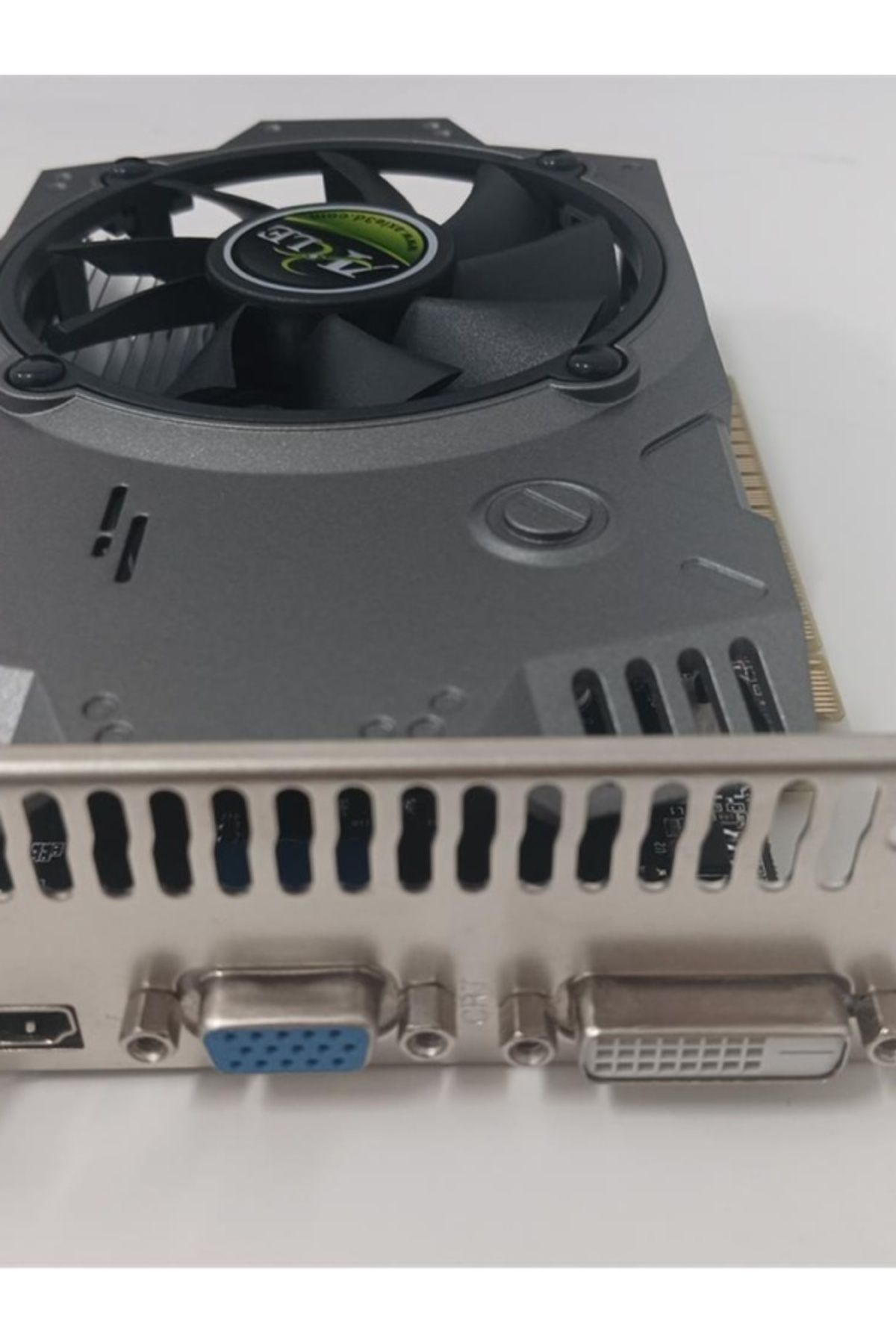 Axle-بطاقة رسومات GT730 PCi-E 2G DDR5 64 بت CRT-DVI-HDMI ATX 2
