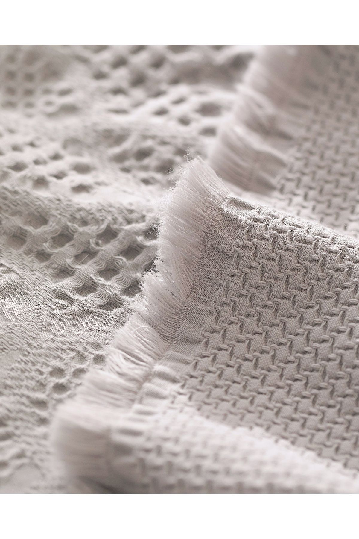 Madame Coco-Carla Double Bedspread 3