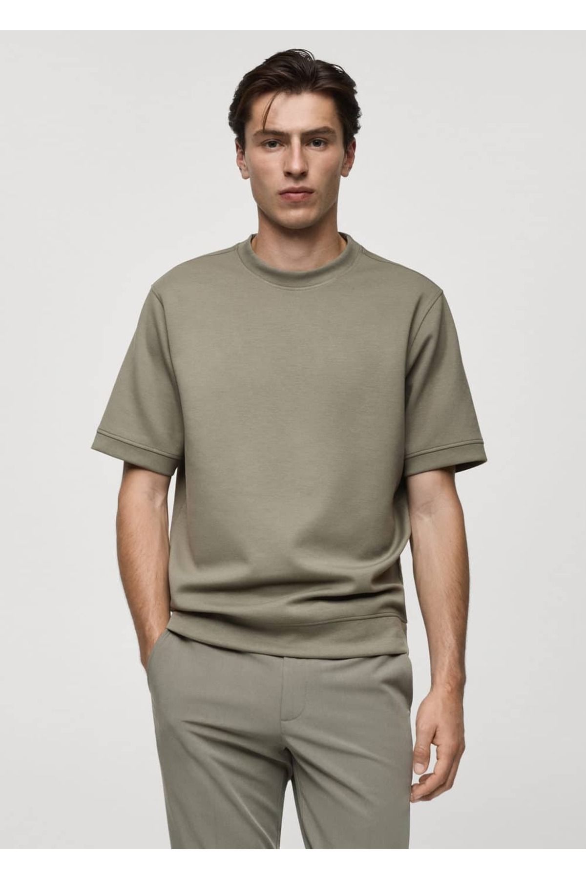 MANGO Man-Látkové tričko Regular Cut 1