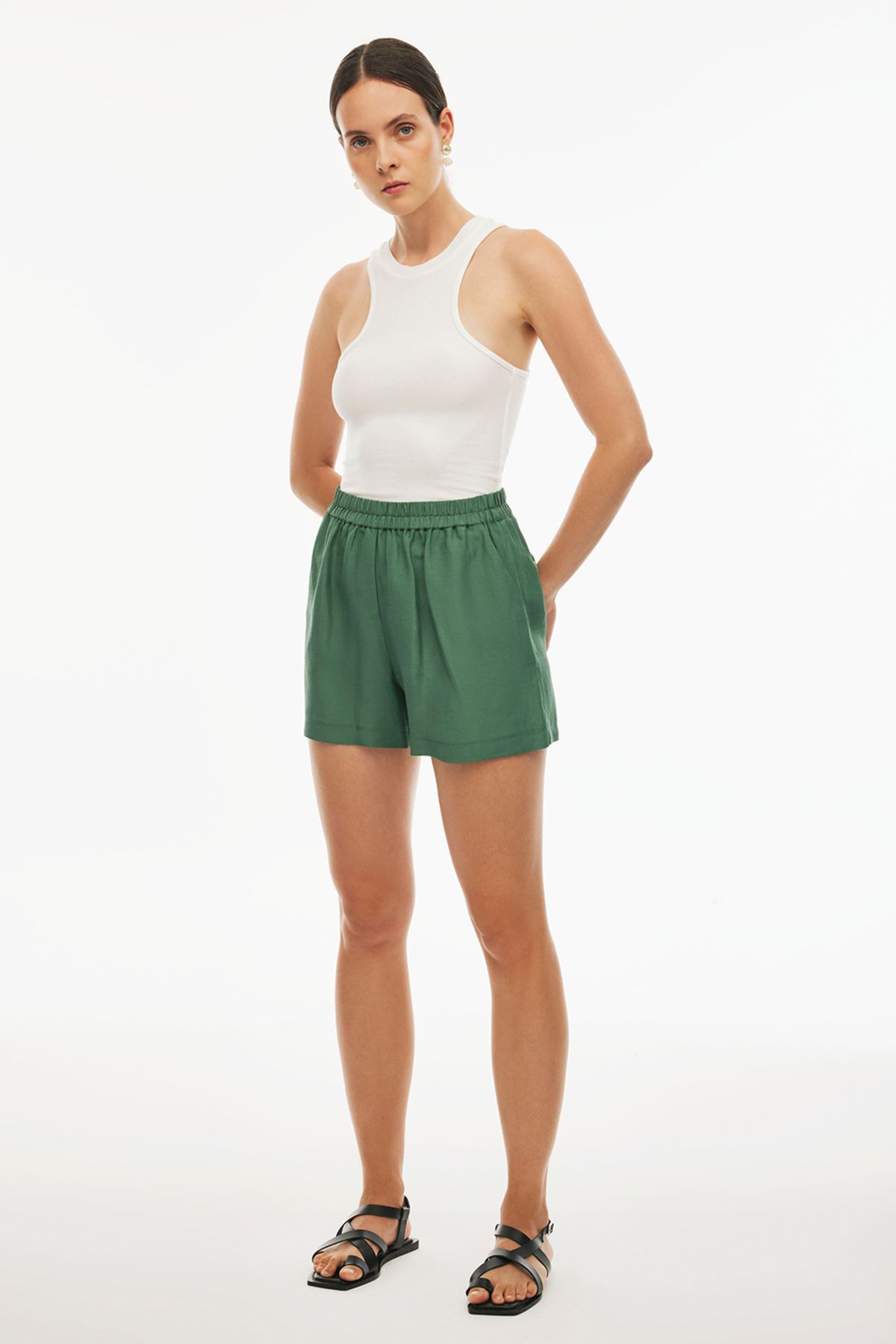 Perspective-Dark Green Regular Fit Women's Shorts - Short Tube Leg 2