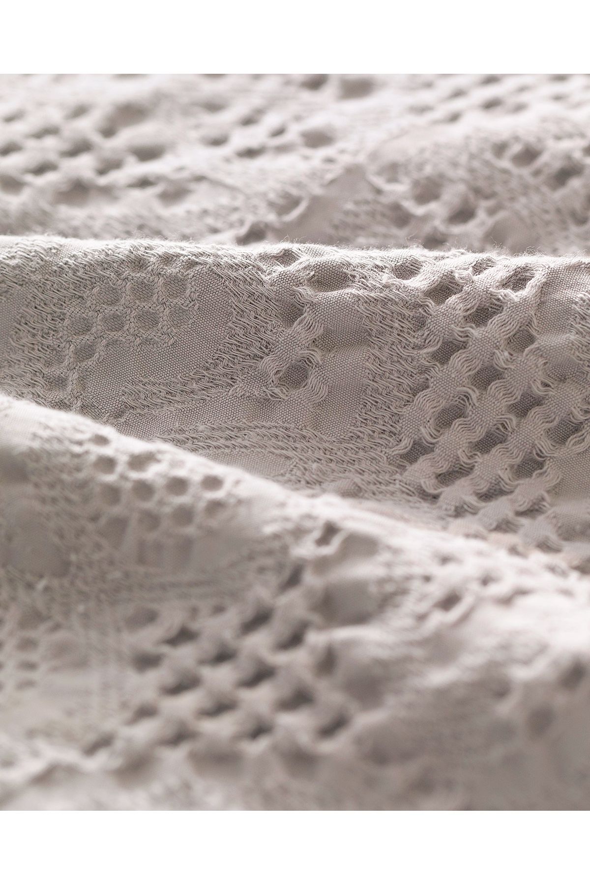 Madame Coco-Carla Double Bedspread 4