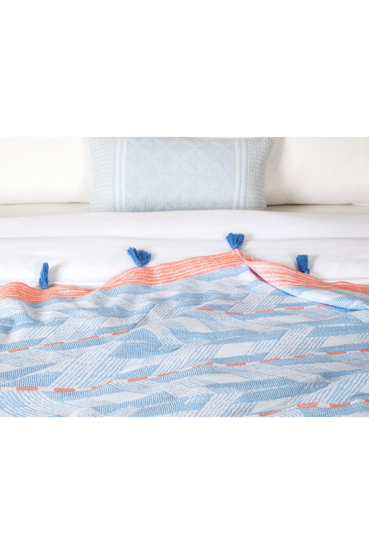 Madame Coco-Chamelle Single Bedspread - Blue/pink 5