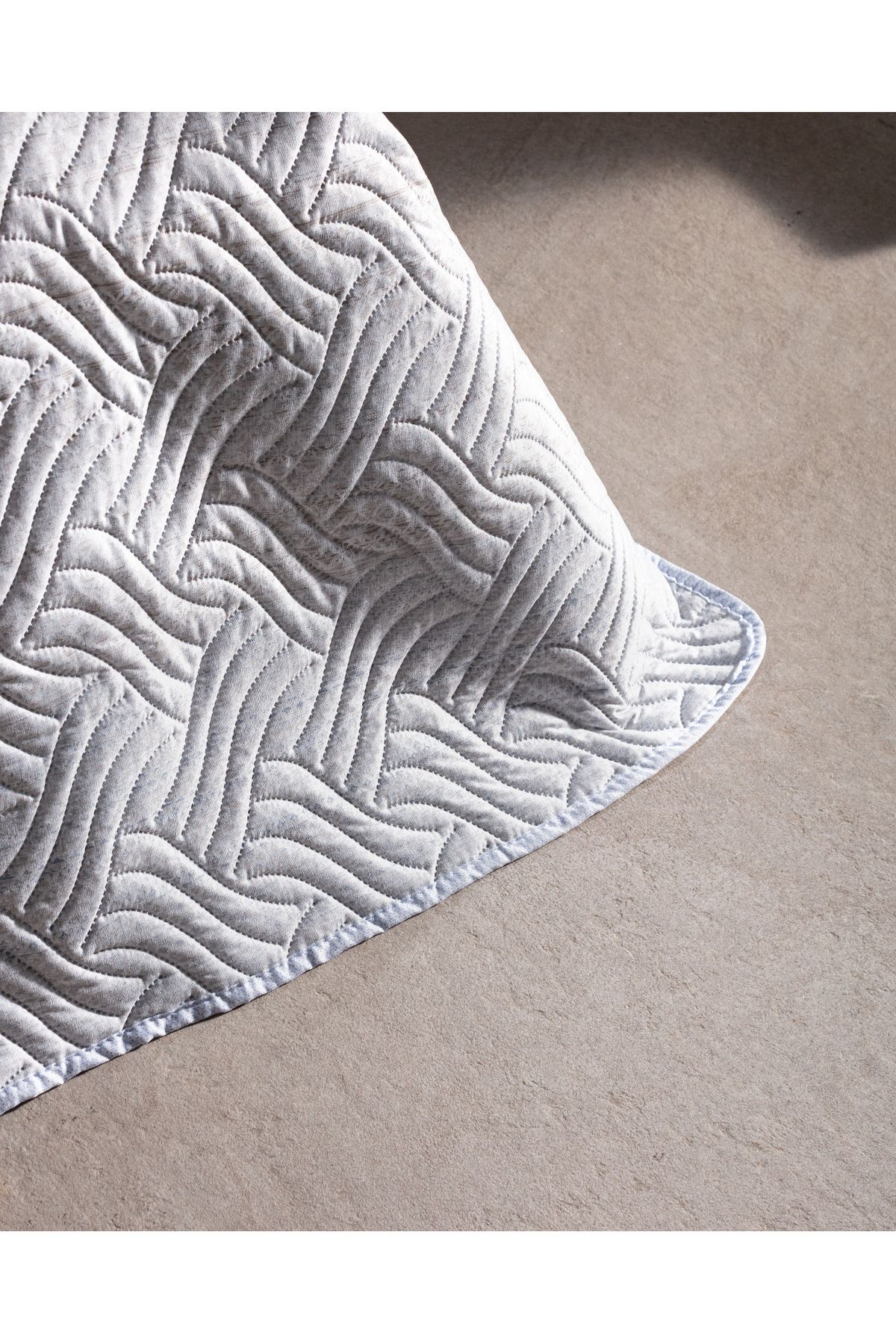 Madame Coco-Niort Single Printed Bedspread 5