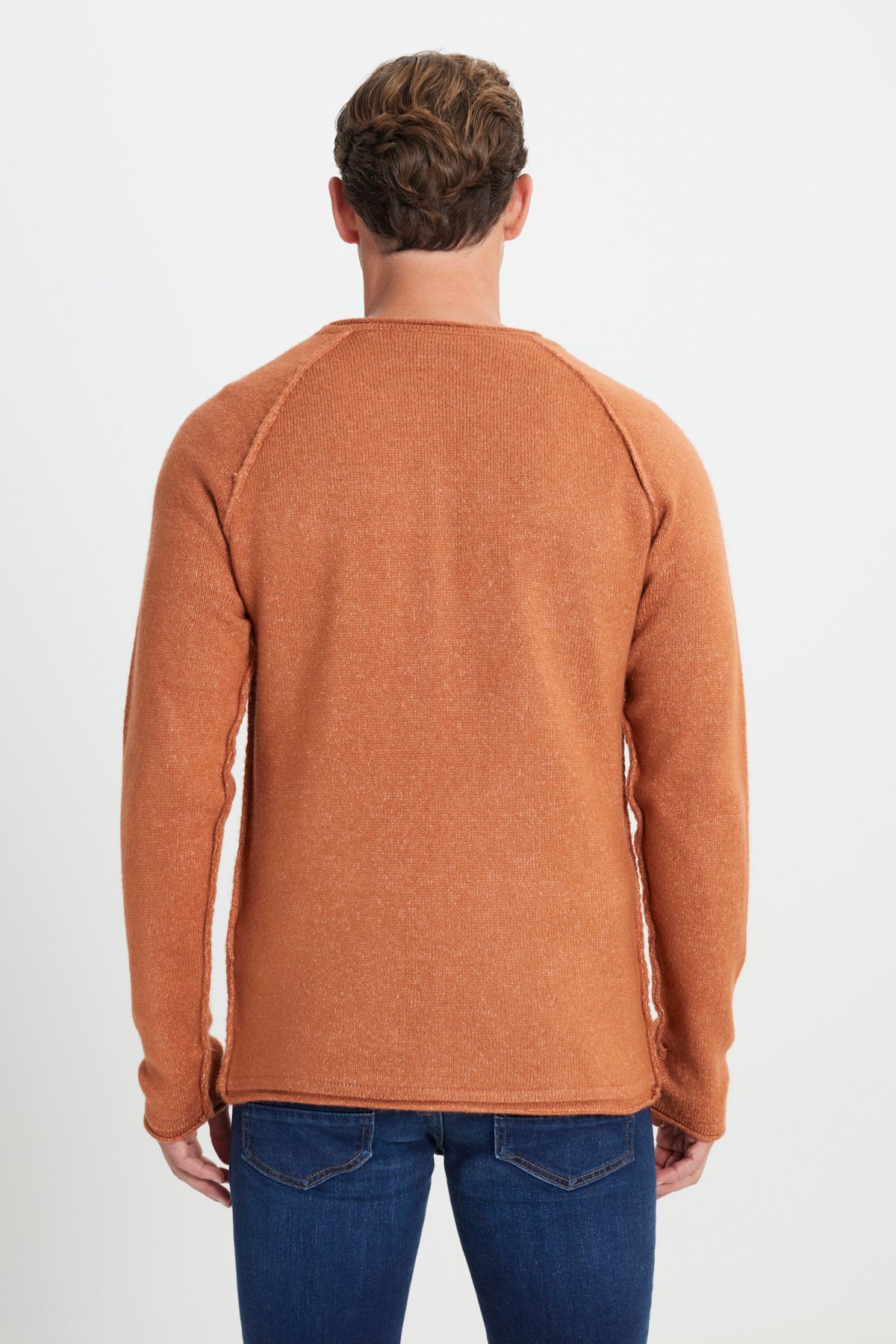 AC&Co / Altınyıldız Classics-Herren-Pullover „Cinnamon“ mit Standard-Passform, normaler Schnitt, Rundhalsausschnitt, weicher, strukturierter Strickpullover 5