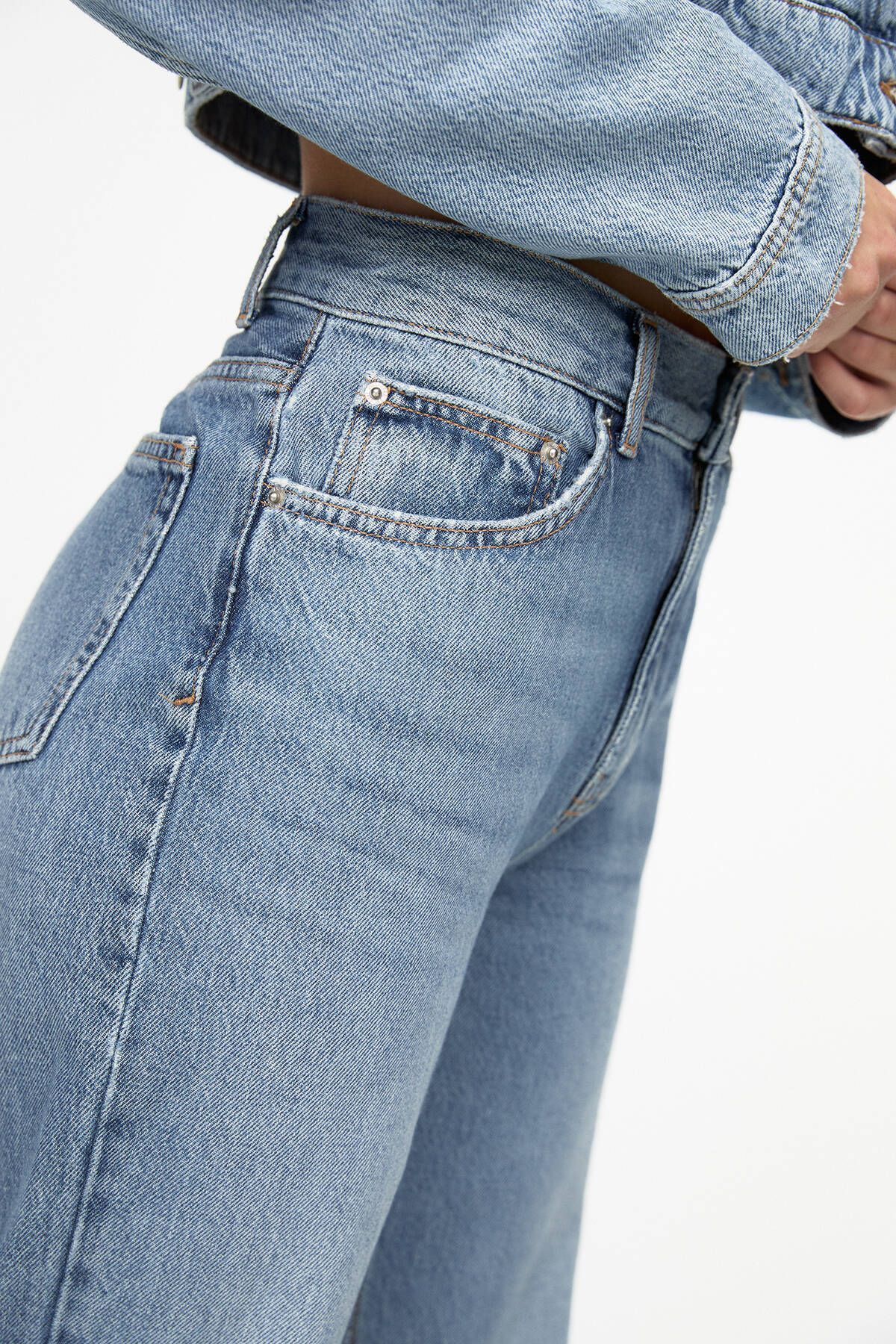 Pull & Bear-Straight Jean 4