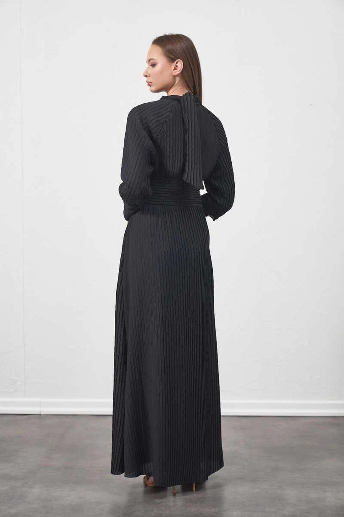 Mevra-Rochie plisată neagră 5