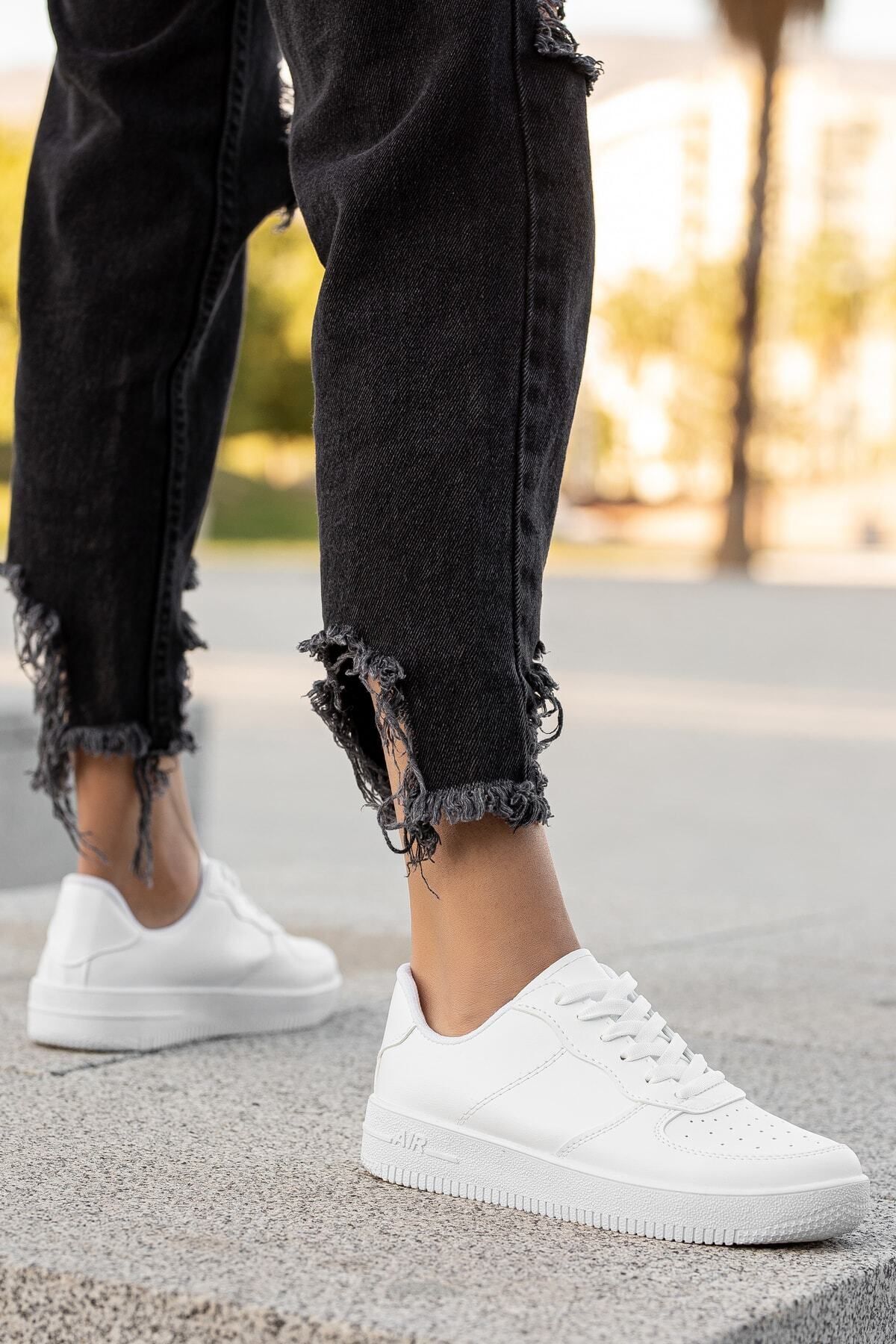BOUIS Kadın Günlük Kalın Taban Sneakers Bağcıklı Beyaz Rahat Model Yürüyüş Ayakkabısı görsel 3