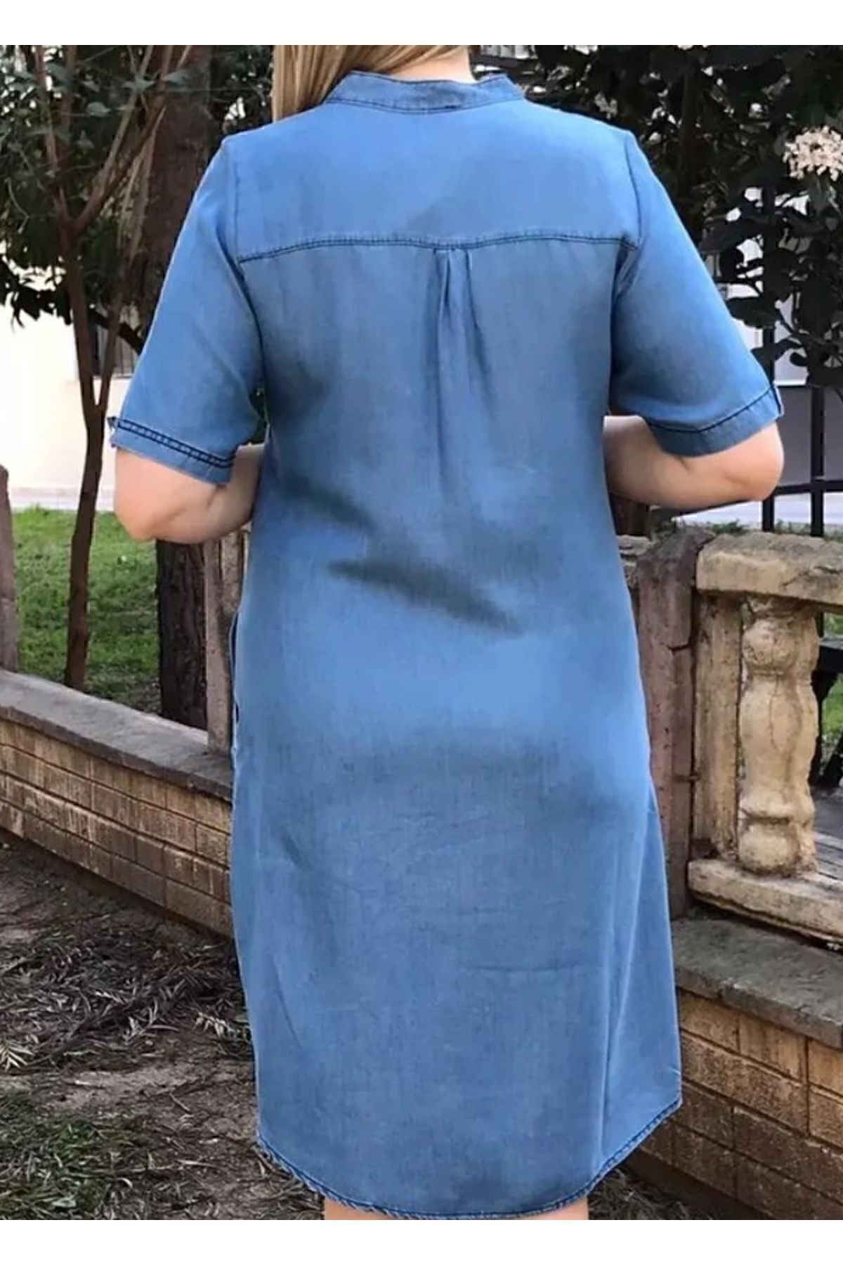 AKŞEN GİYİM-Blugi subțiri de mărime mare, țesătură denim, cu decolteu în V, mâneci scurte, rochie cu două buzunare 2