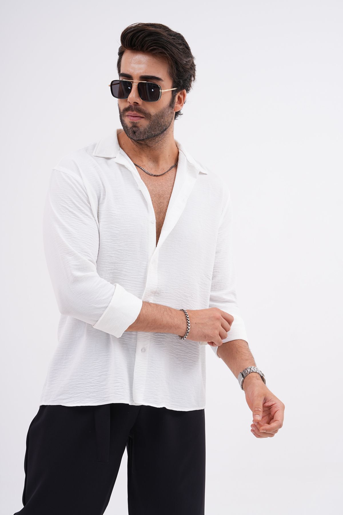 https://cdn.dsmcdn.com/ty1550/product/media/images/ty1550/prod/QC/20240916/20/4b5a8edc-d786-376f-acfd-c07fc05db2e3/1_org_zoom.jpg