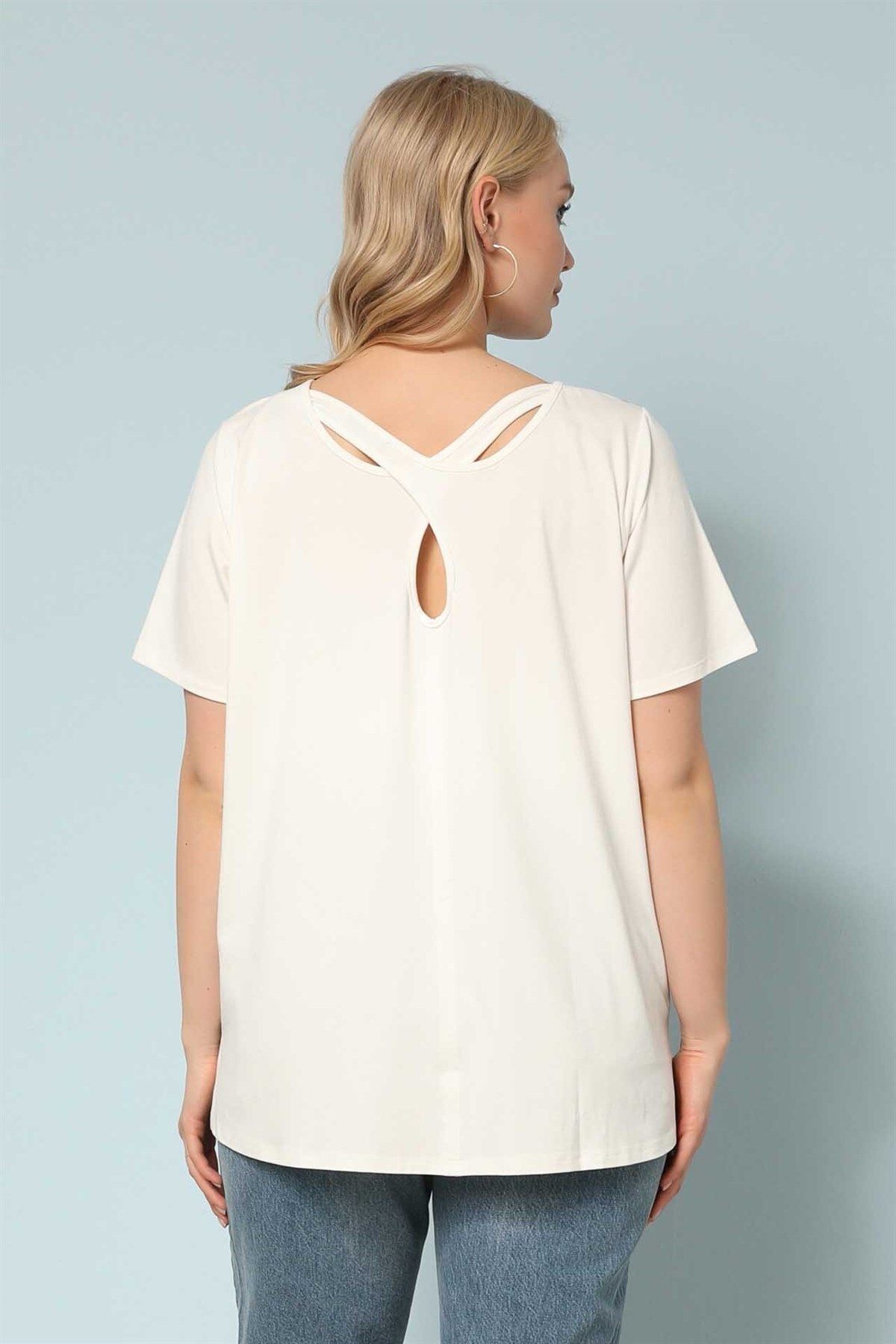 Two Mail-Ecru Plus Size Blouse 4