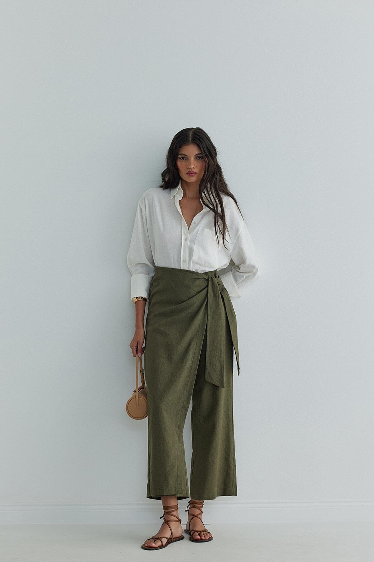 Suud Collection-Khaki plátenné zavinovacie nohavice - Alia Model 3