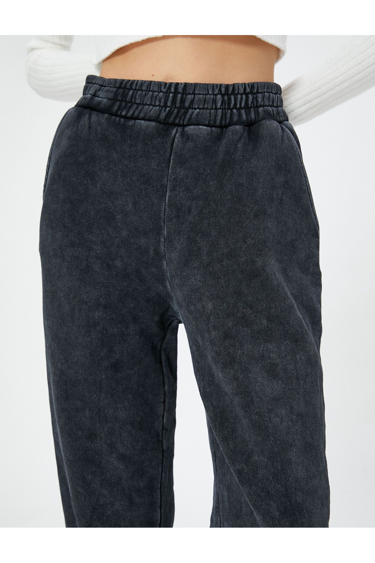 Koton-Relaxed Fit - Raster Jogger Sweatpants with Elastic Waist and Pockets 5