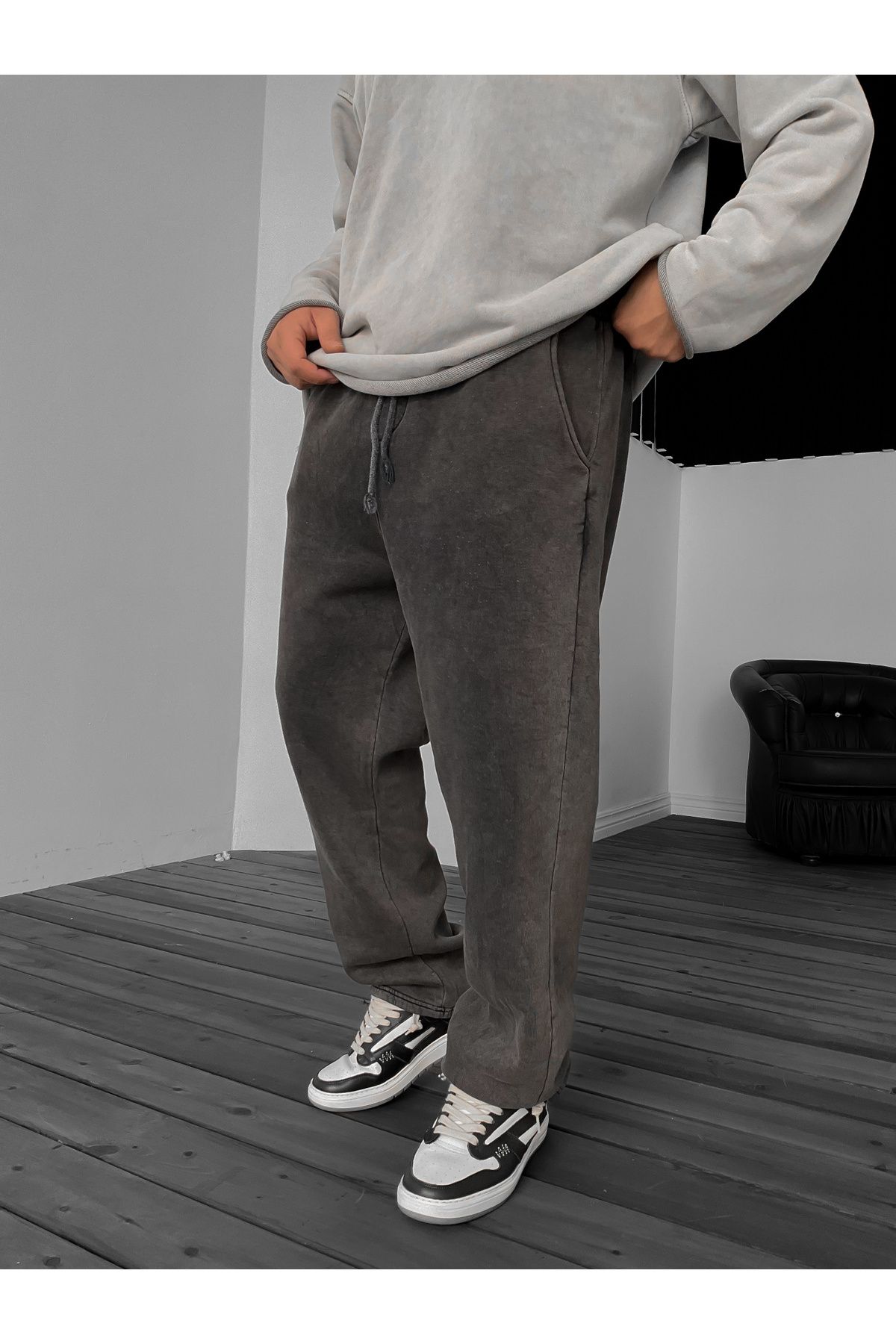 BYBASICMAN-Black Pipe Leg Washed Sweatpants B-3053/3003 3