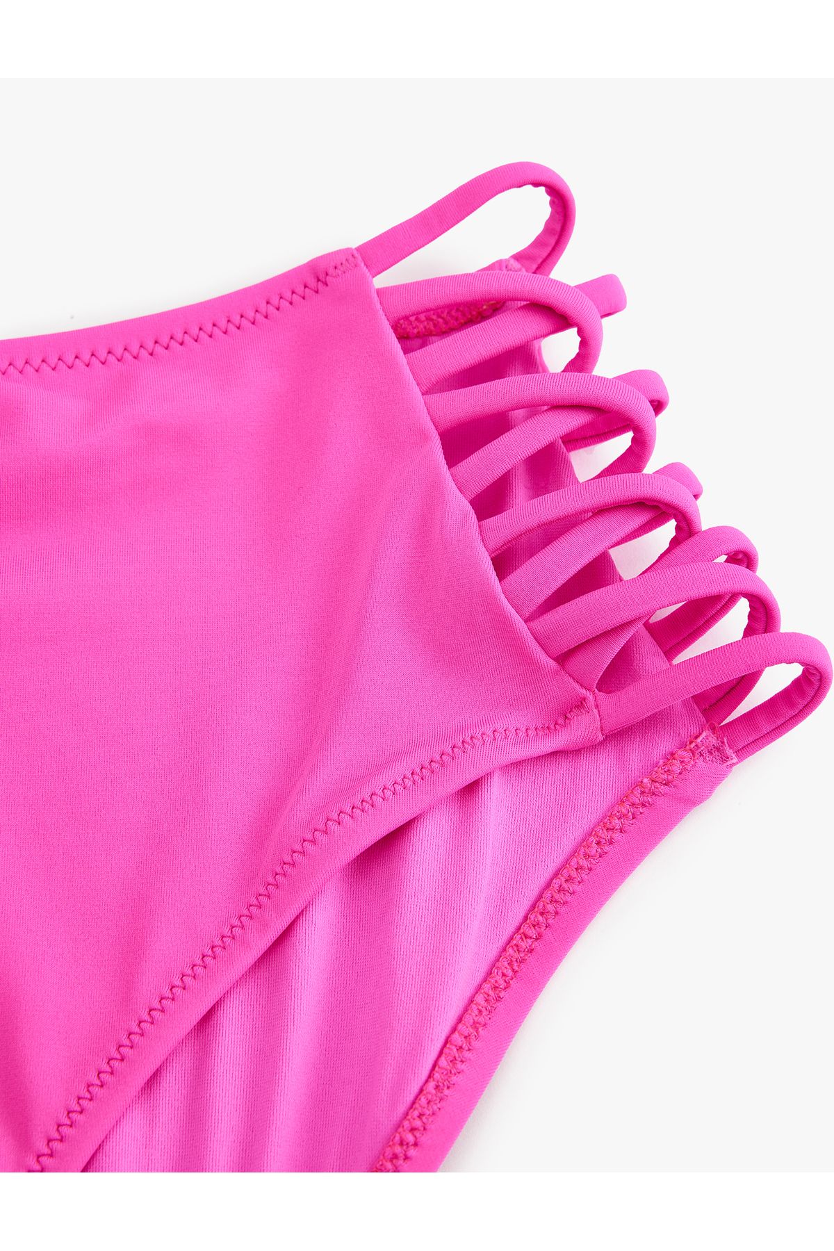 Koton-High Waist Bikini Bottom with Drawstrings on the Sides 3