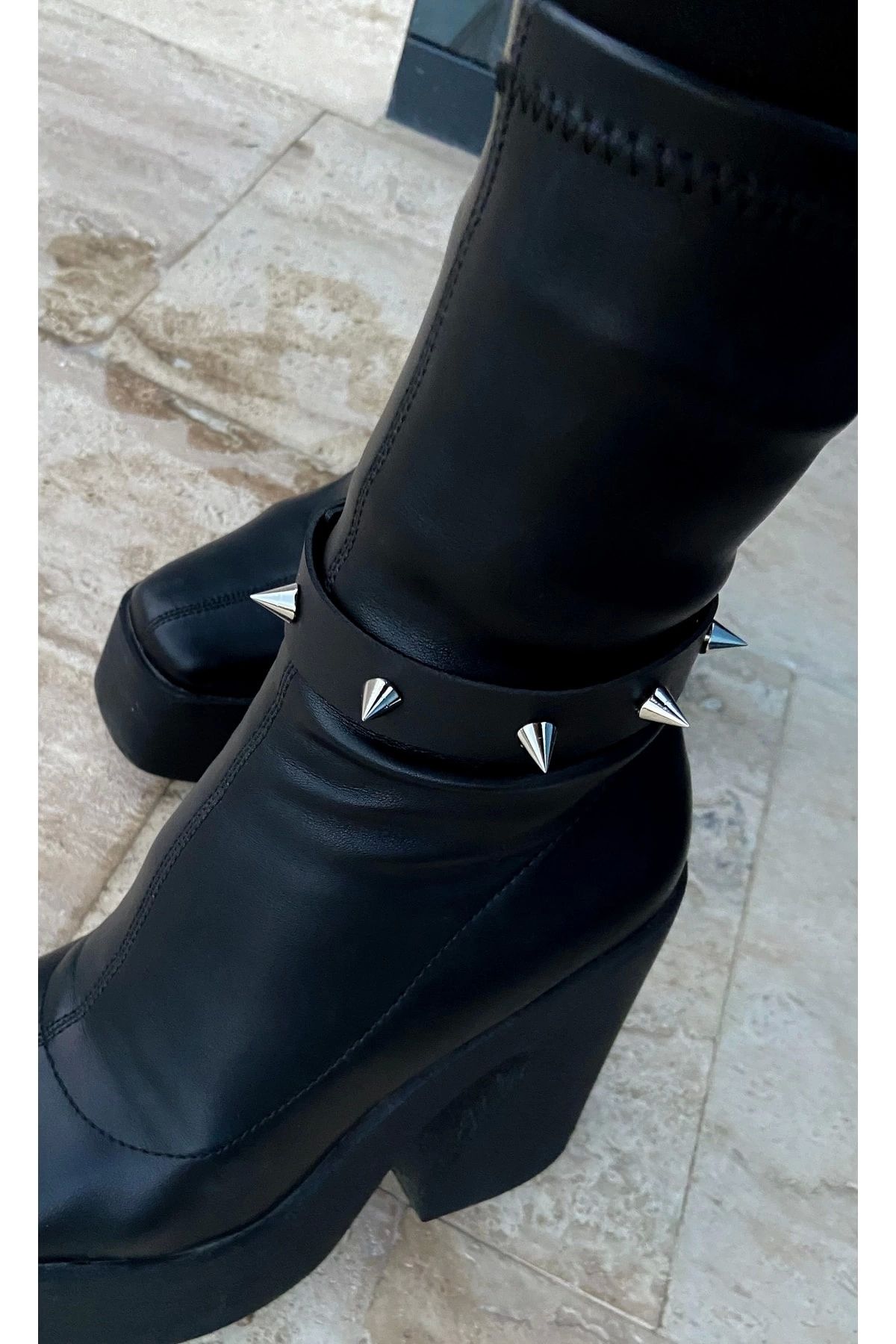 DarkellaStore-Gothic Punk Thorny Spikes 2 Pack / Leather Leg Bracelet / Shoe Accessory 3