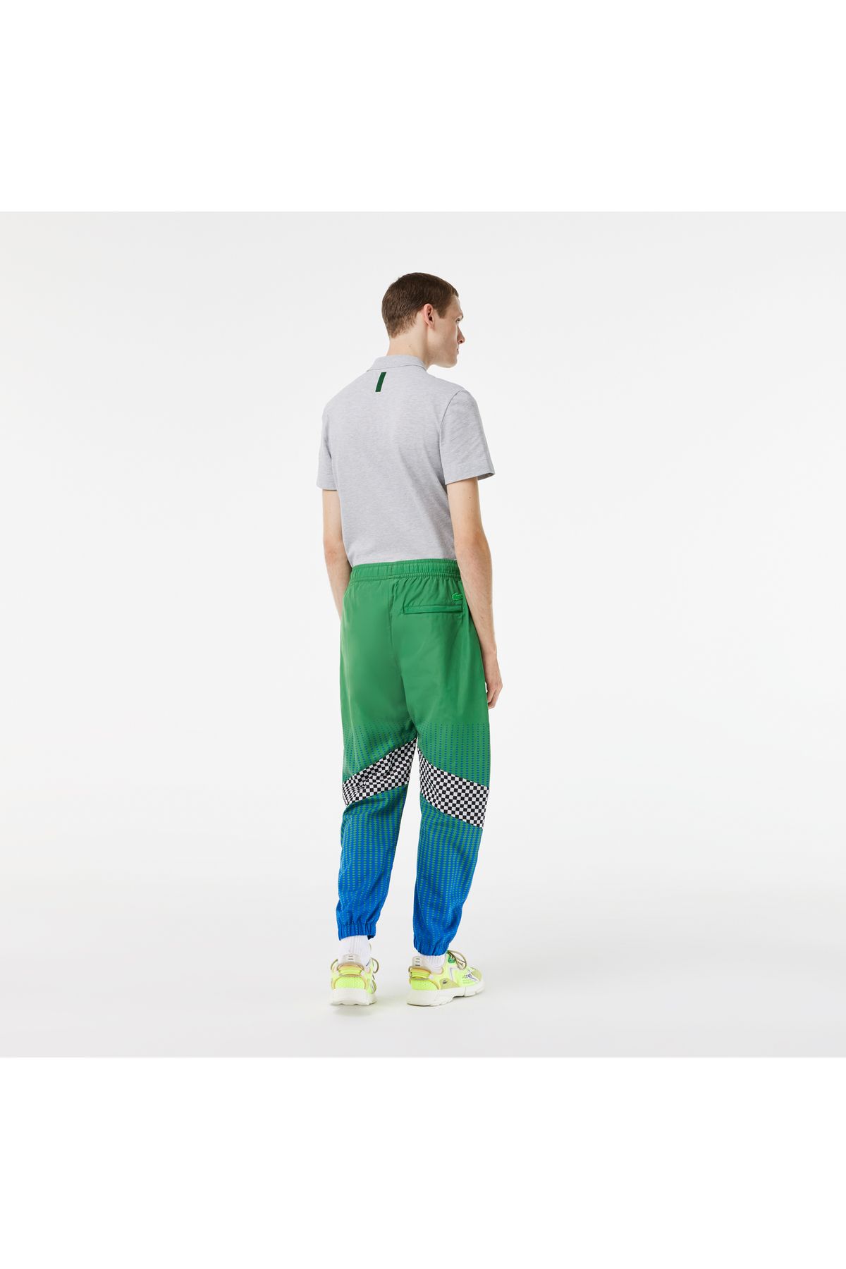شلوار گرمکن سبز مردانه فعال Tapered Fit طرح دار شش Lacoste