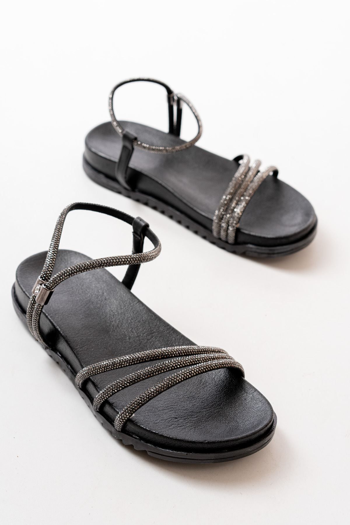 ASFSTORE 1001-1100 Siyah Platin Taşlı Günlük Kadın Sandalet