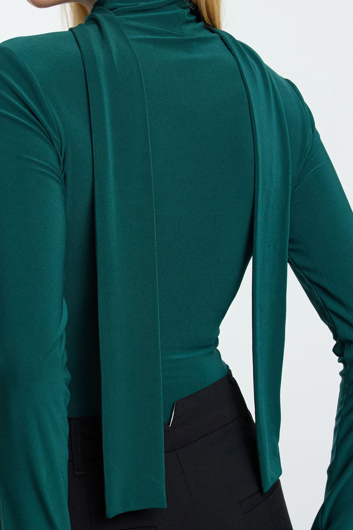 Trendyol Collection-Emerald Green Slim Fit Knitted Body - Double Breasted Collar with Tie Detail Twoaw25bd00015 3