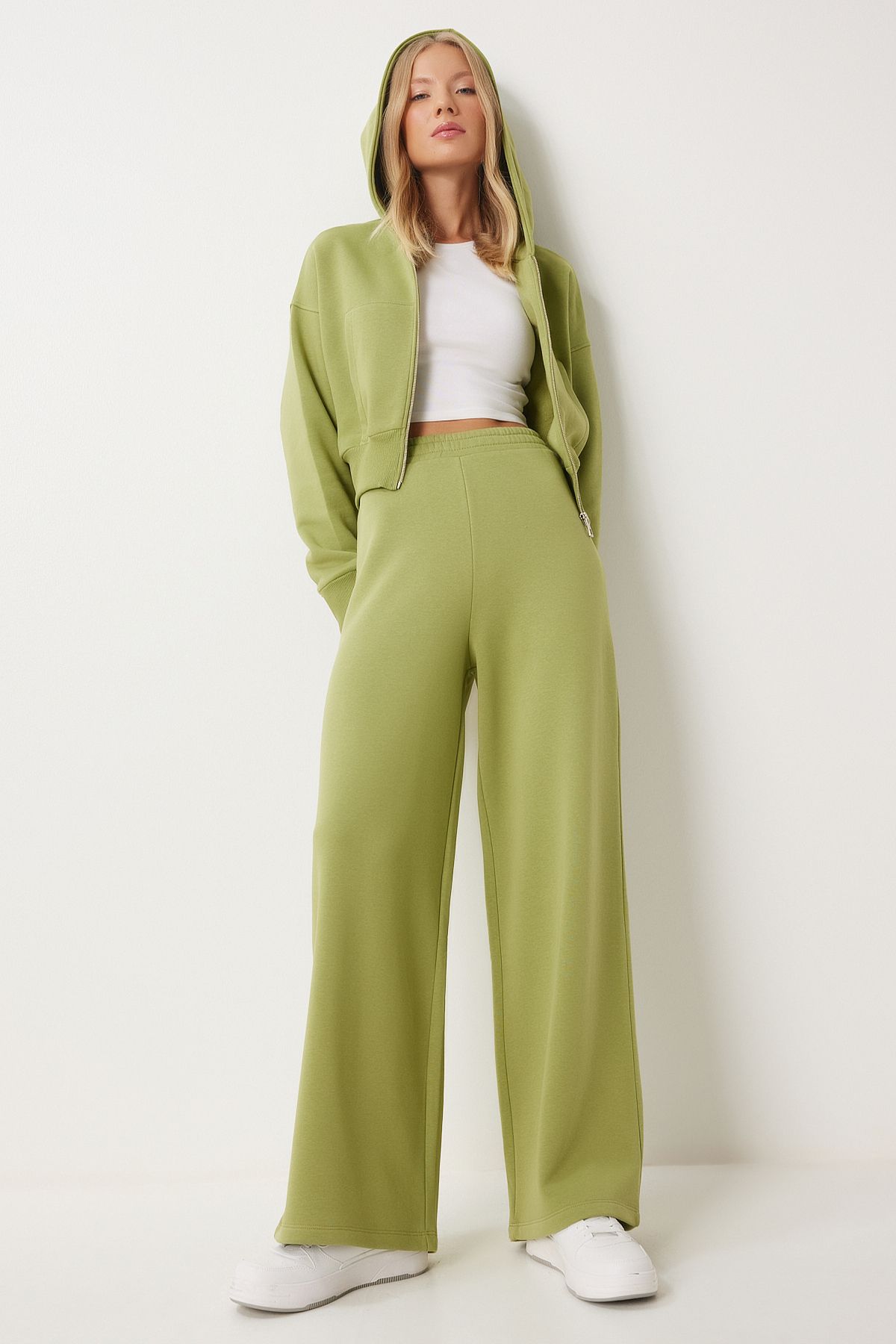 pantalon de survêtement à jambes larges pour femmes vert pistache ow00052