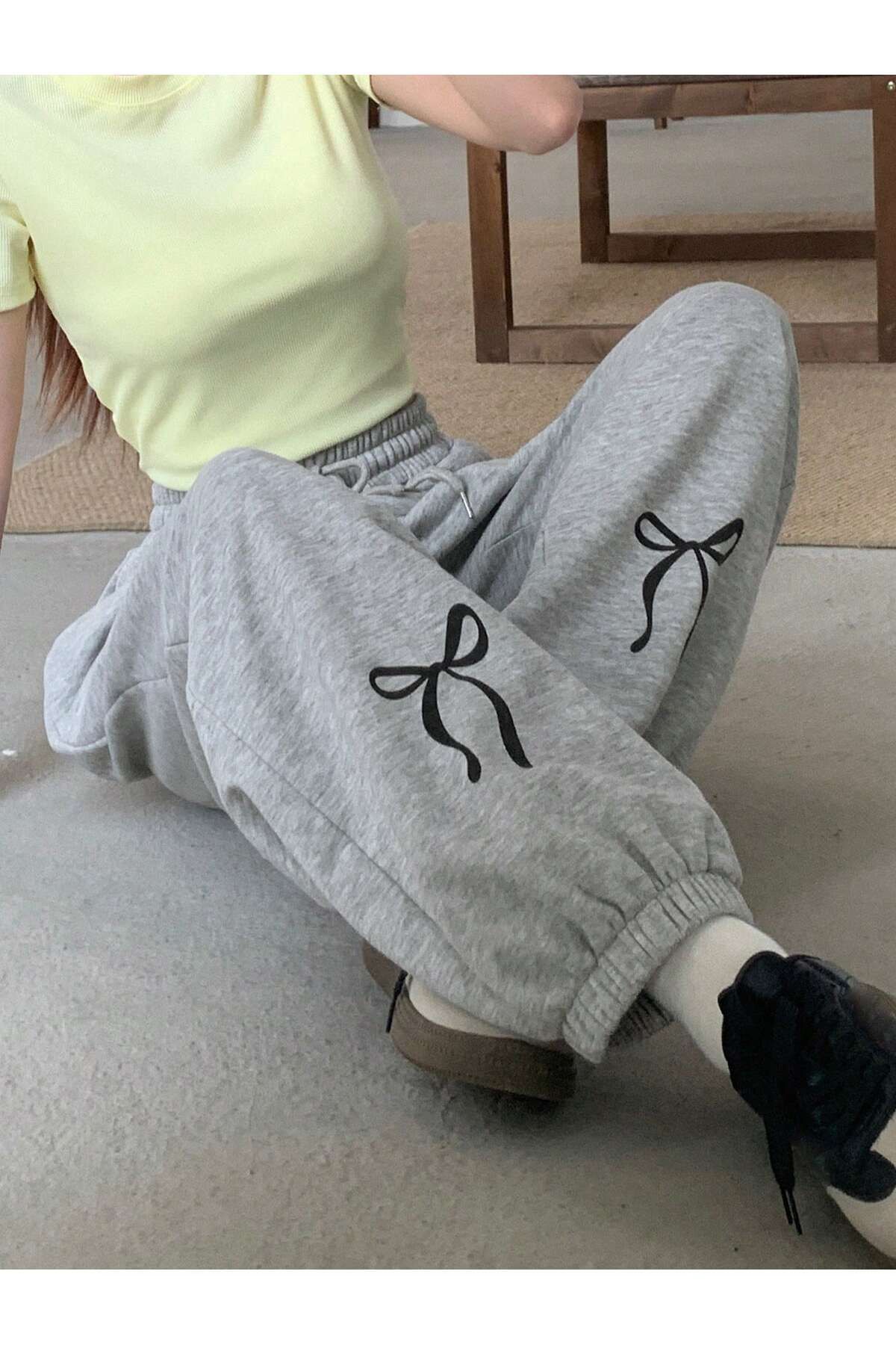 Kurdele Paça Eşofman Altı Jogger - Gri Baskılı Lastik Paça Yüksek Bel Kışlık