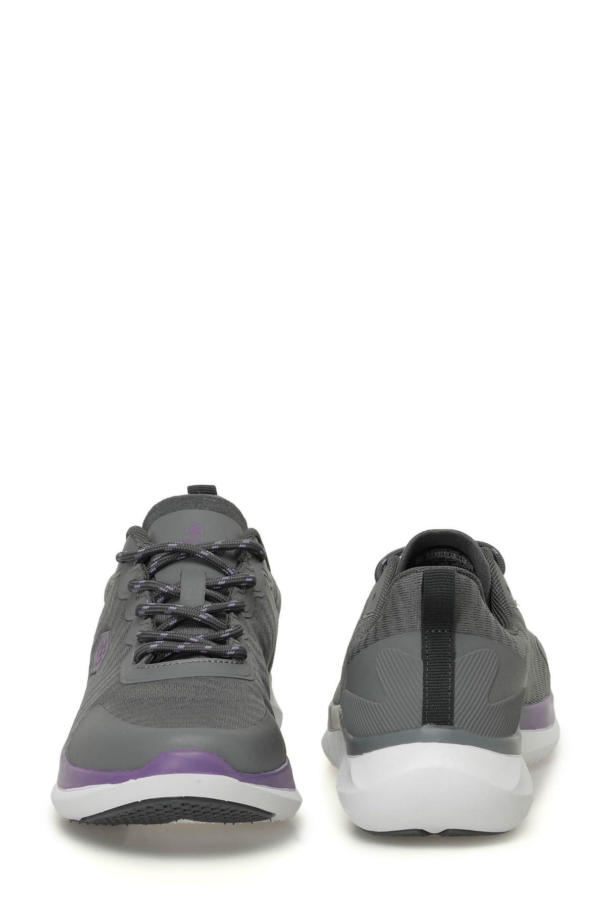 W nike in season tr 7 mtlc 2025