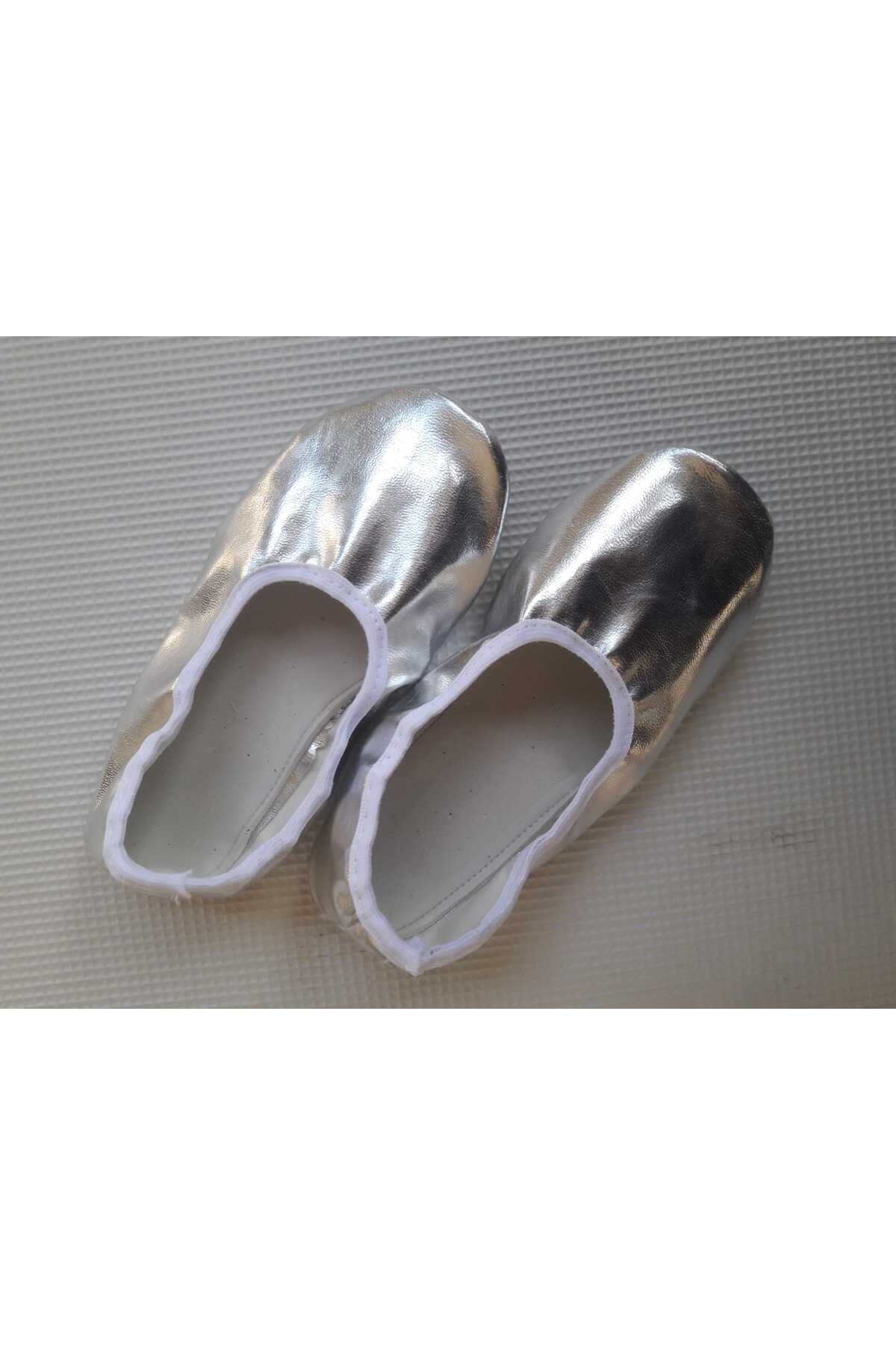 kitty show shoes gold silver