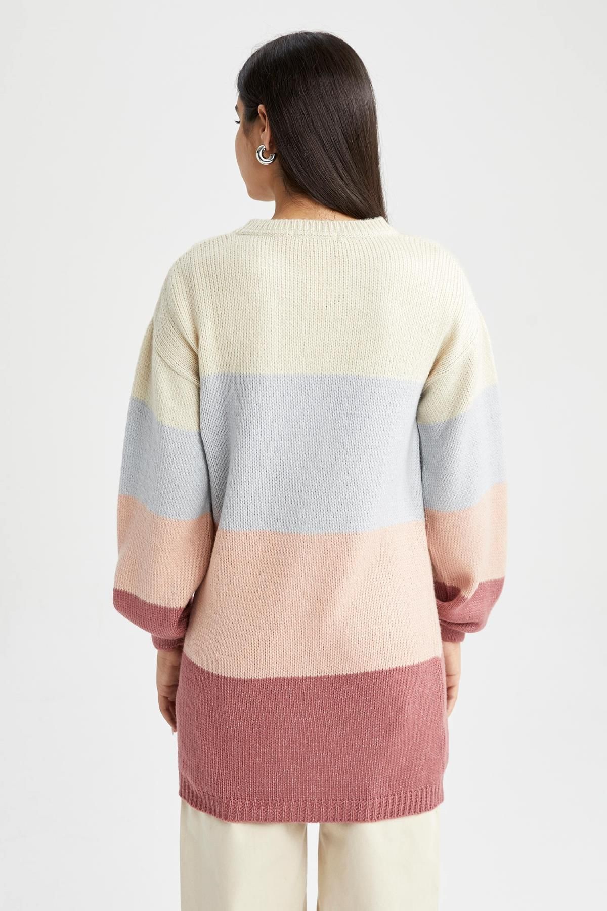DeFacto-Regular Fit Crew Neck Color Block Basic Plain Tunic Z8082Az22Wn 8