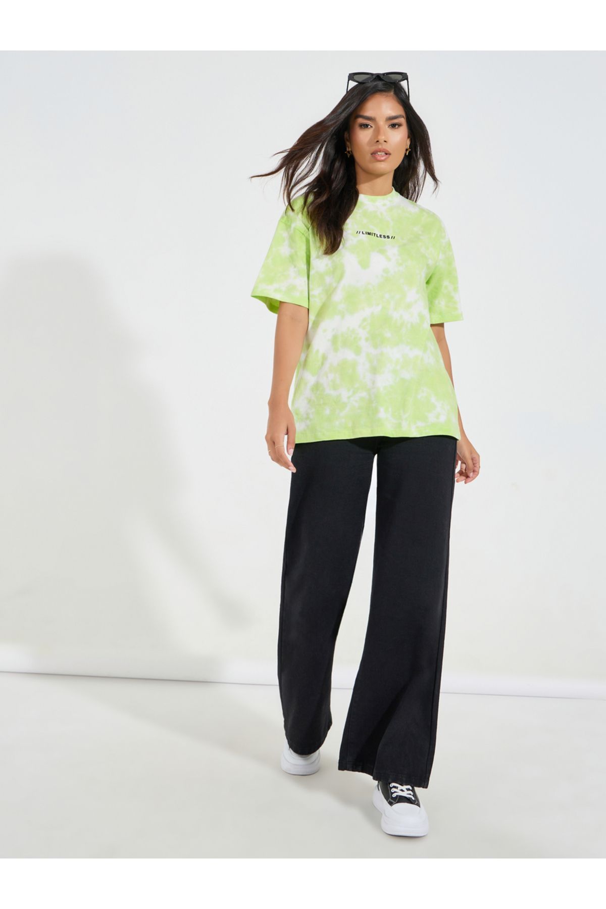 complete the look image
