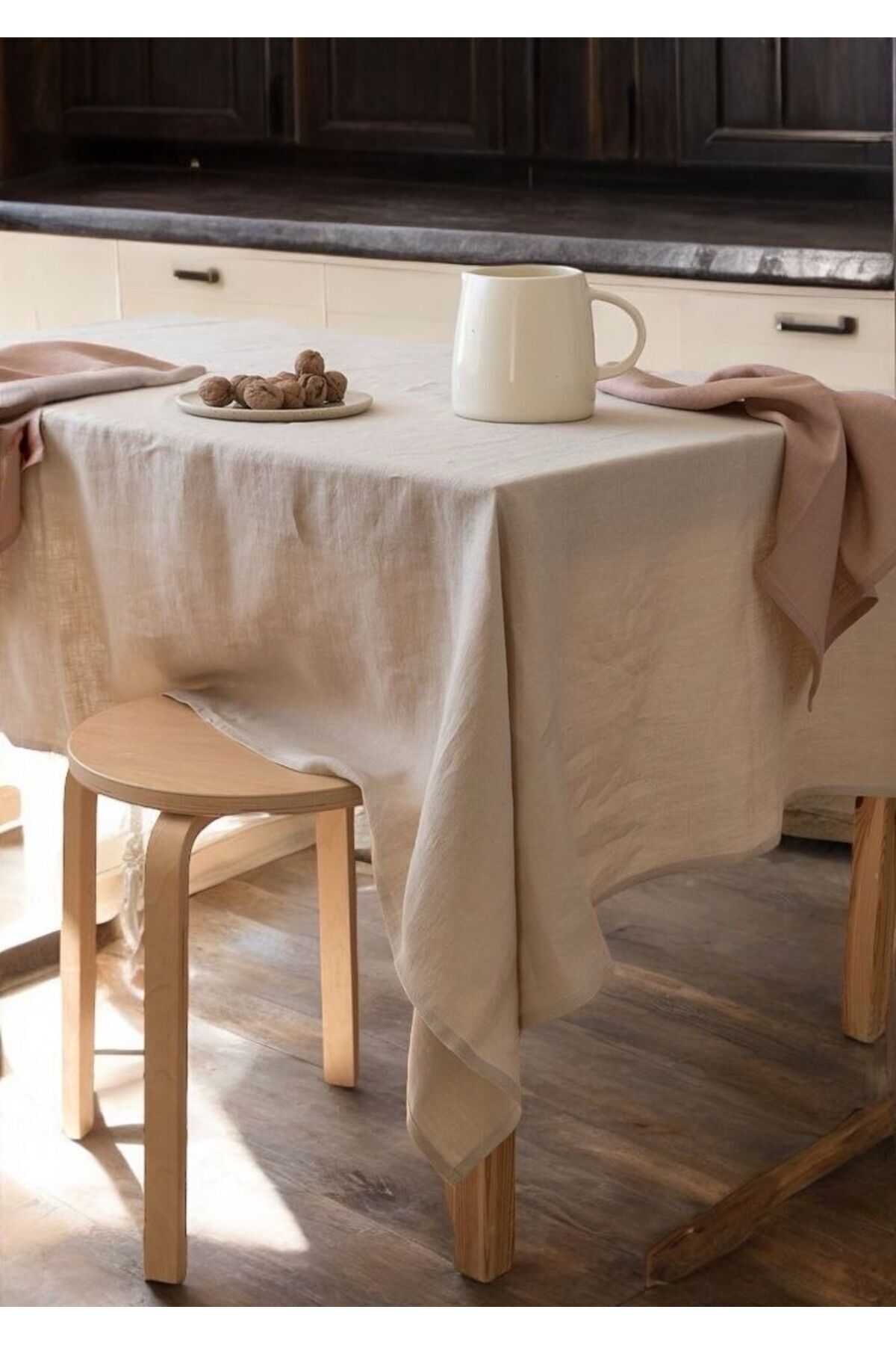 CASPARA-Texture I - Organic Raw Linen Tablecloth with Stylish Design 7