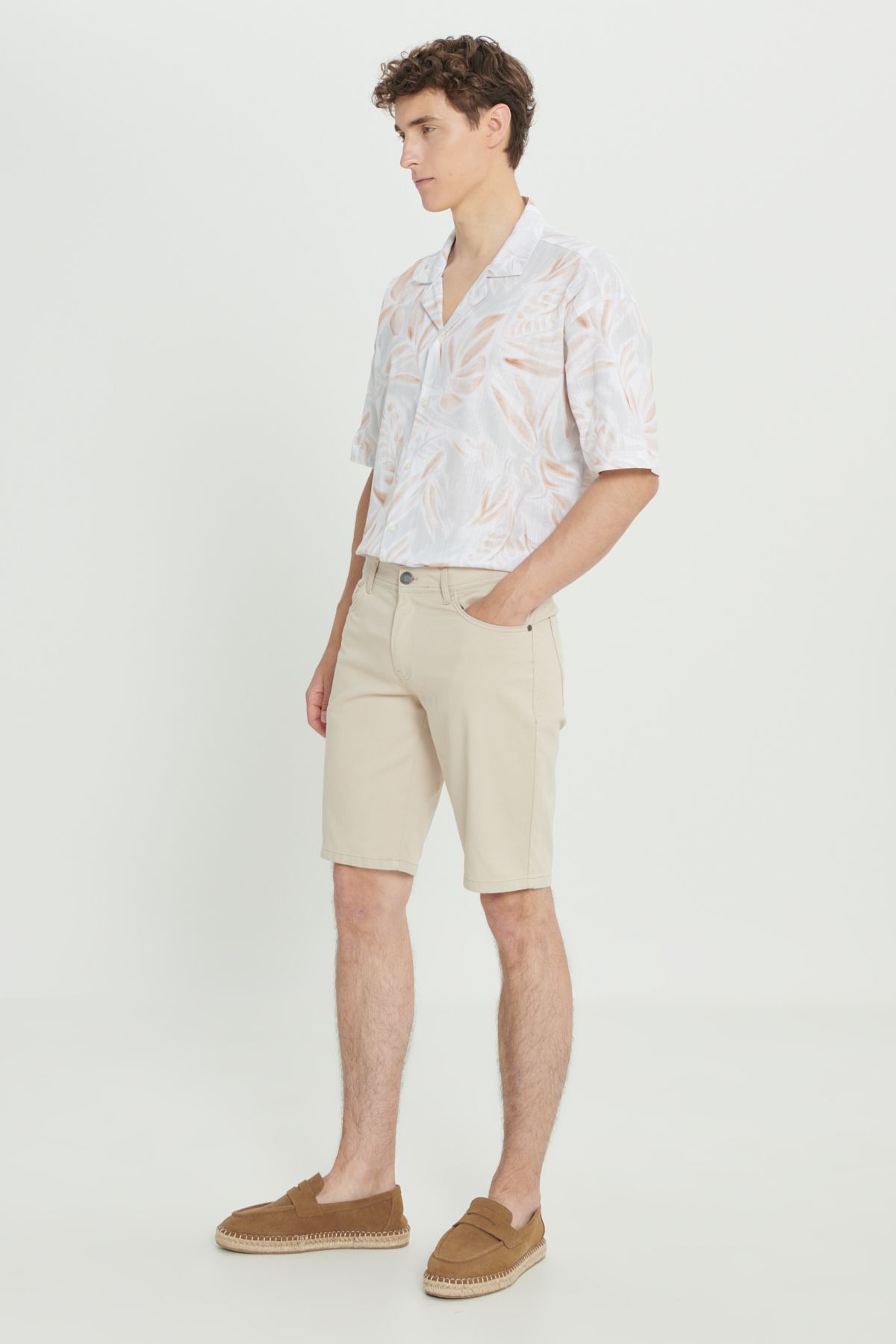 شورت و شلوارک مردانه بژ آلتین ییلدیز | YDA022420007 اورجینال - تصویر 5