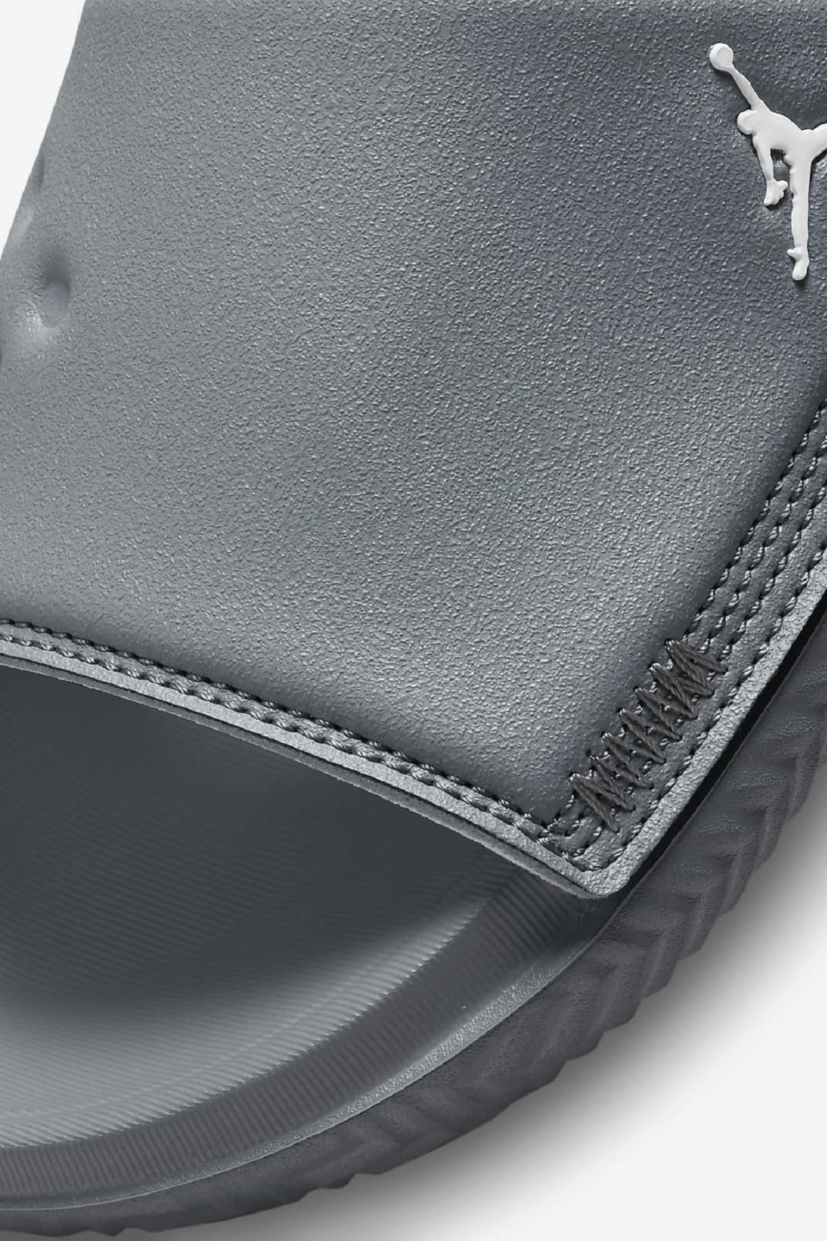دمپایی ورزشی خاکستری مردانه و زنانه جردن اسلایدهای jrdn 23 e slipper grey Nike