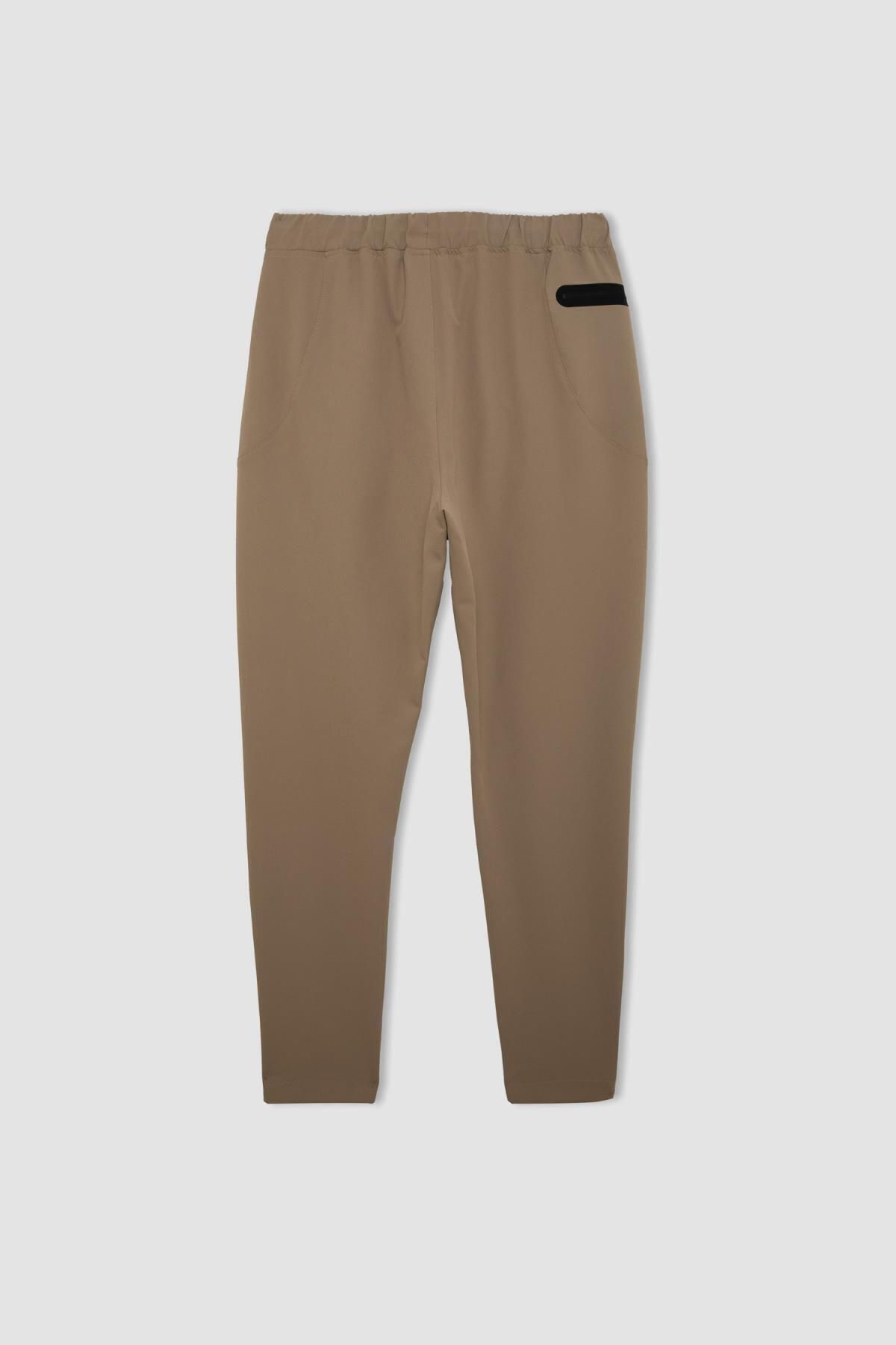 DeFacto-Fit Sportsman Jogger Sweatpants Slim Fit Slim Fit Woven Three Pocket Zippered Leg B2780Ax24Sm 3