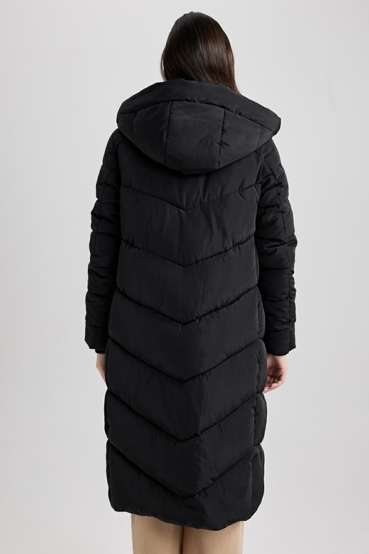 DeFacto-Thermoisolierte lange Pufferjacke – Kapuzenpullover, Parka A3174ax23wn 6