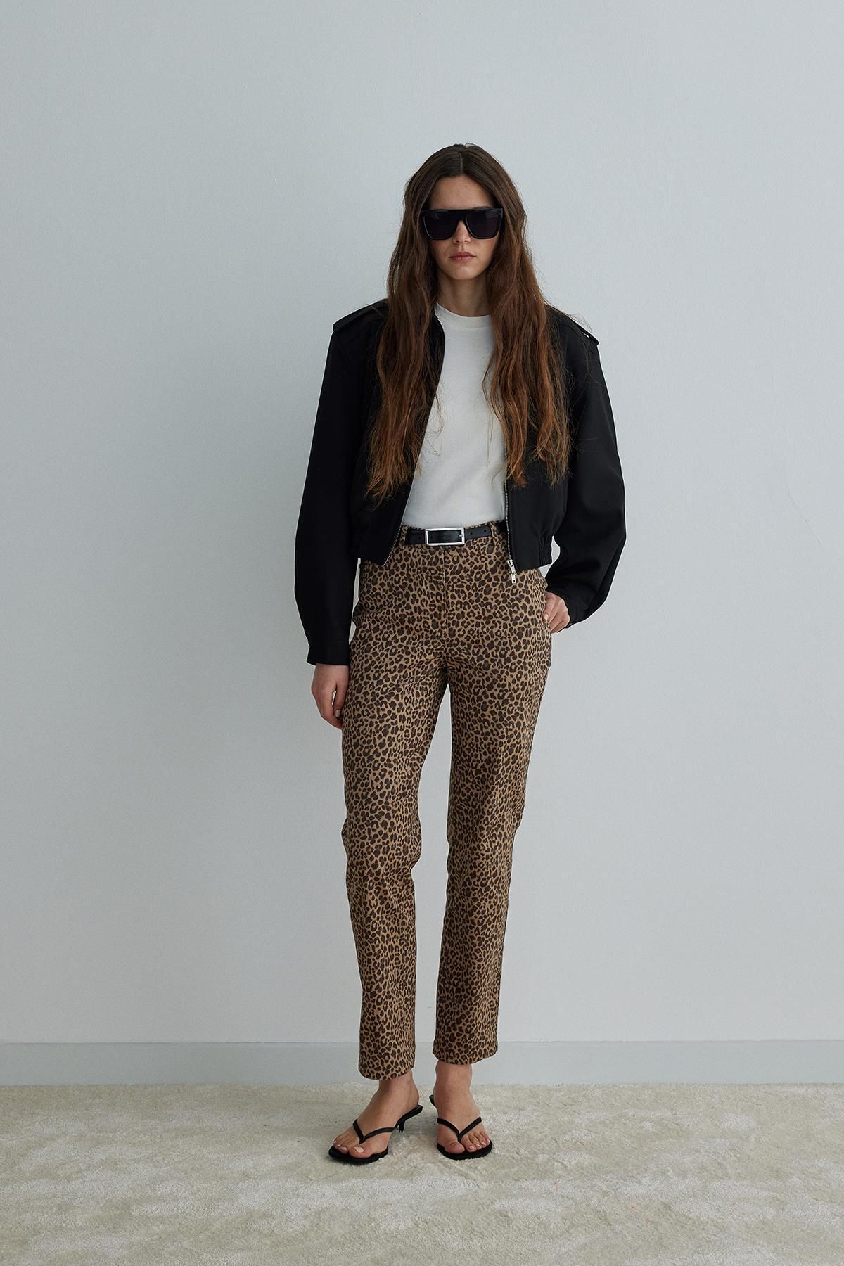 Suud Collection-Brown Leopard Crop Pants 1