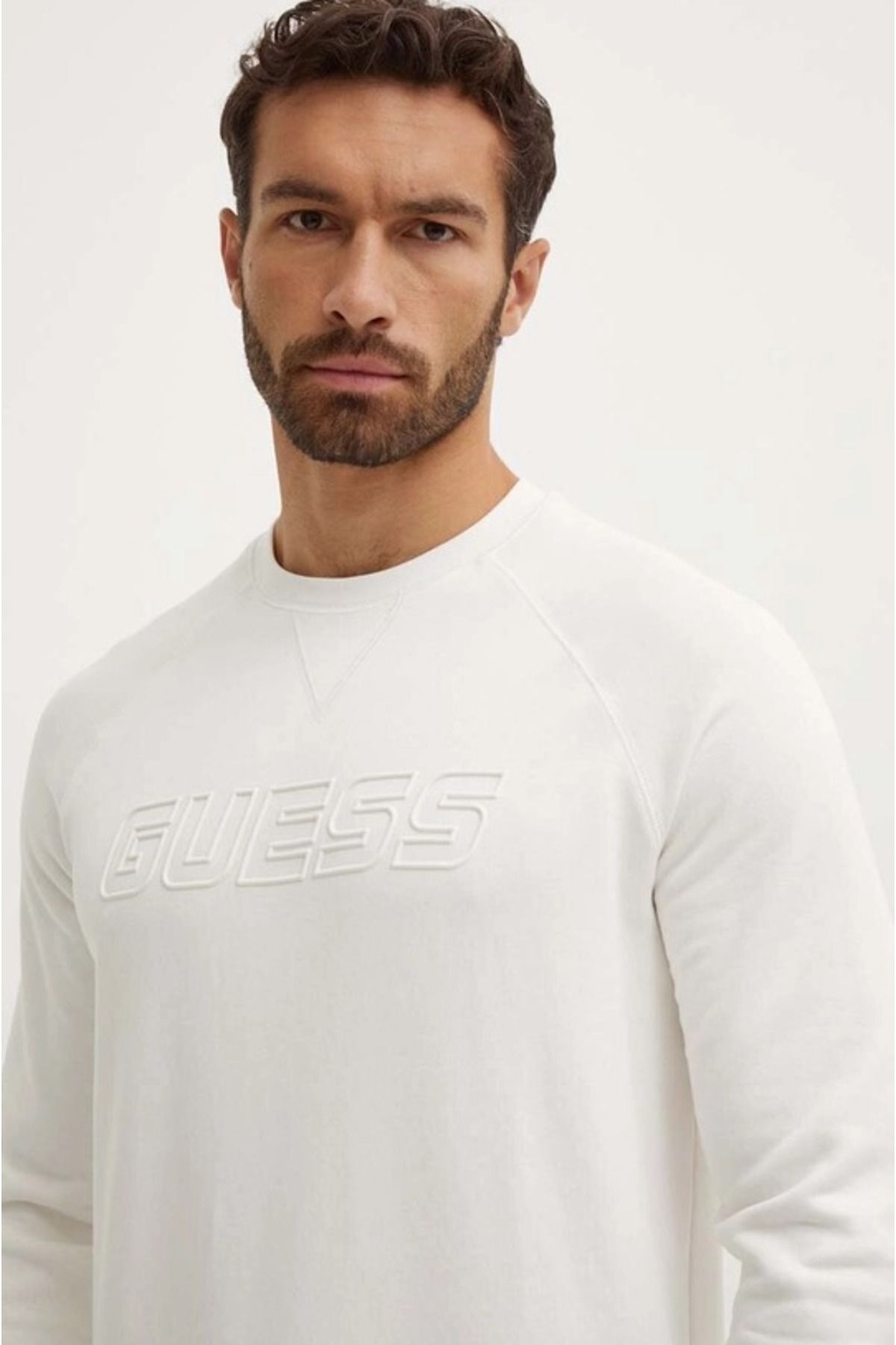 Guess-Men's New Aldwin Sweatshirt with Logo on the Front 4