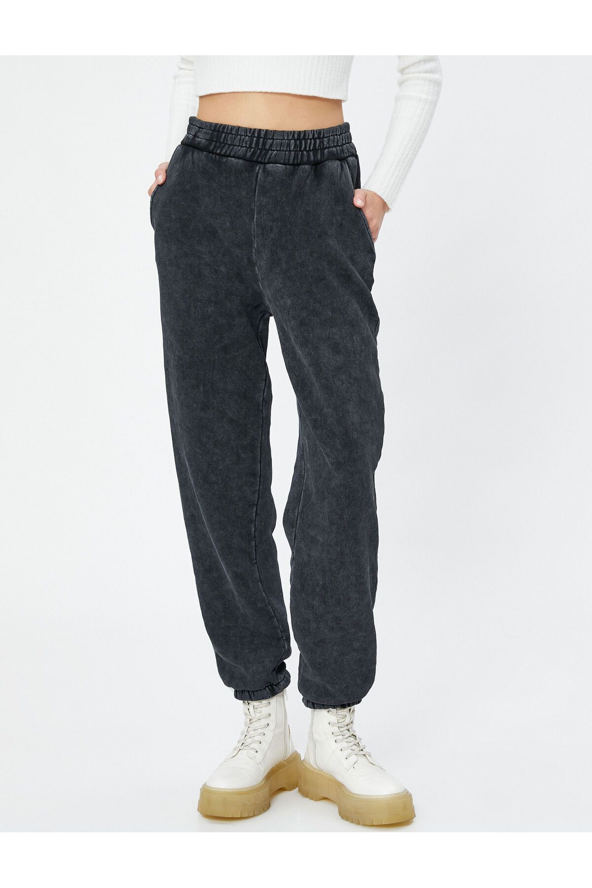 Koton-Relaxed Fit - Raster Jogger Sweatpants with Elastic Waist and Pockets 3