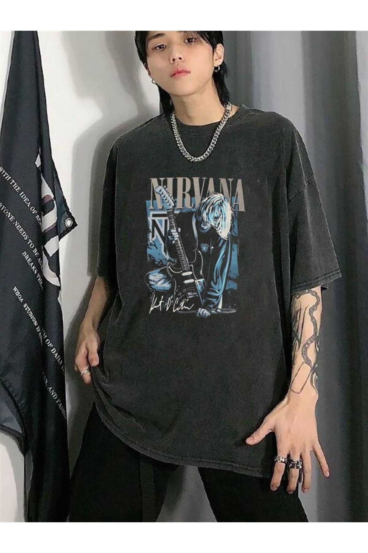 BAREM BUTİK Barem Butik  Yıkamalı Nirvana Unisex Eskitme T-shirt