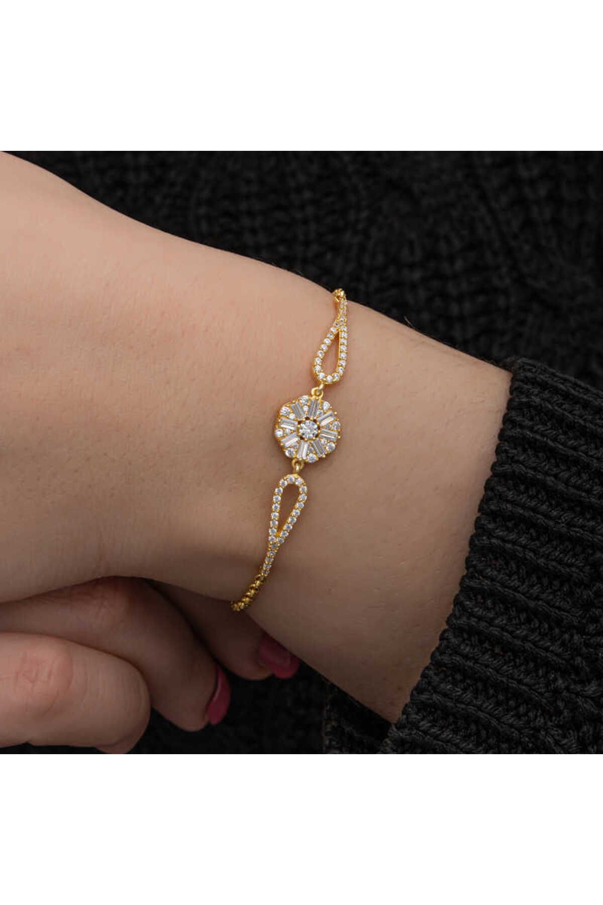 BAZAARİO 925 Ayar Gümüş Gold Baget Taşlı Kadın Bileklik