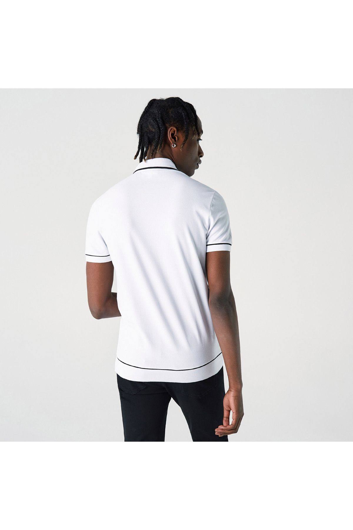 تی شرت یقه پولو سفید مردانه چوگان متناسب با Lacoste