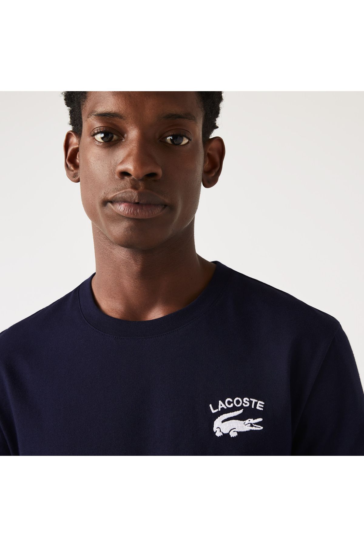 تی شرت آبی مردانه یقه دوچرخه مناسب طرح دار سرمهای Lacoste