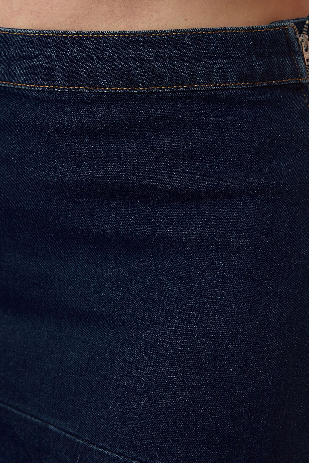 Trendyol Curve-Fusta albastru închis Fusta cu volane din denim de mărime mare TBBAW25AZ00021 4