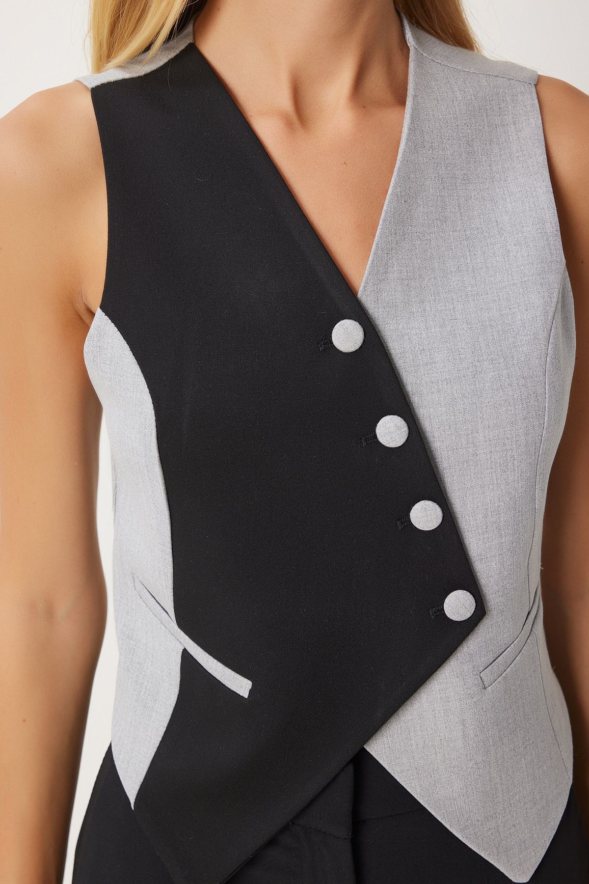 Happiness İstanbul-Gray and Black Contrast Colored Women's Woven Vest - Gp00012 3