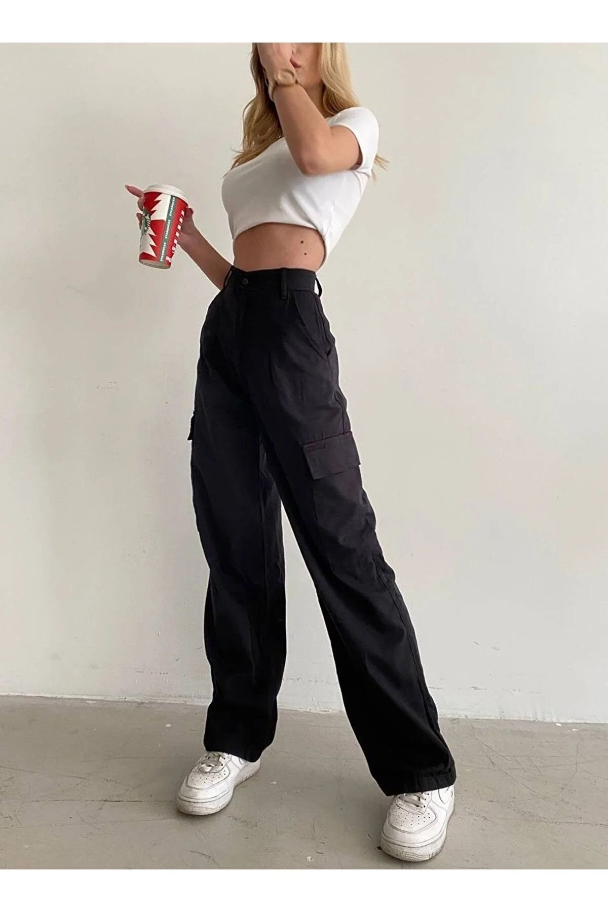 DRC trend-Rocco Colorfast Lycra Women's Black Super High Waist Back Pocketless Model Cargo Jeans 1