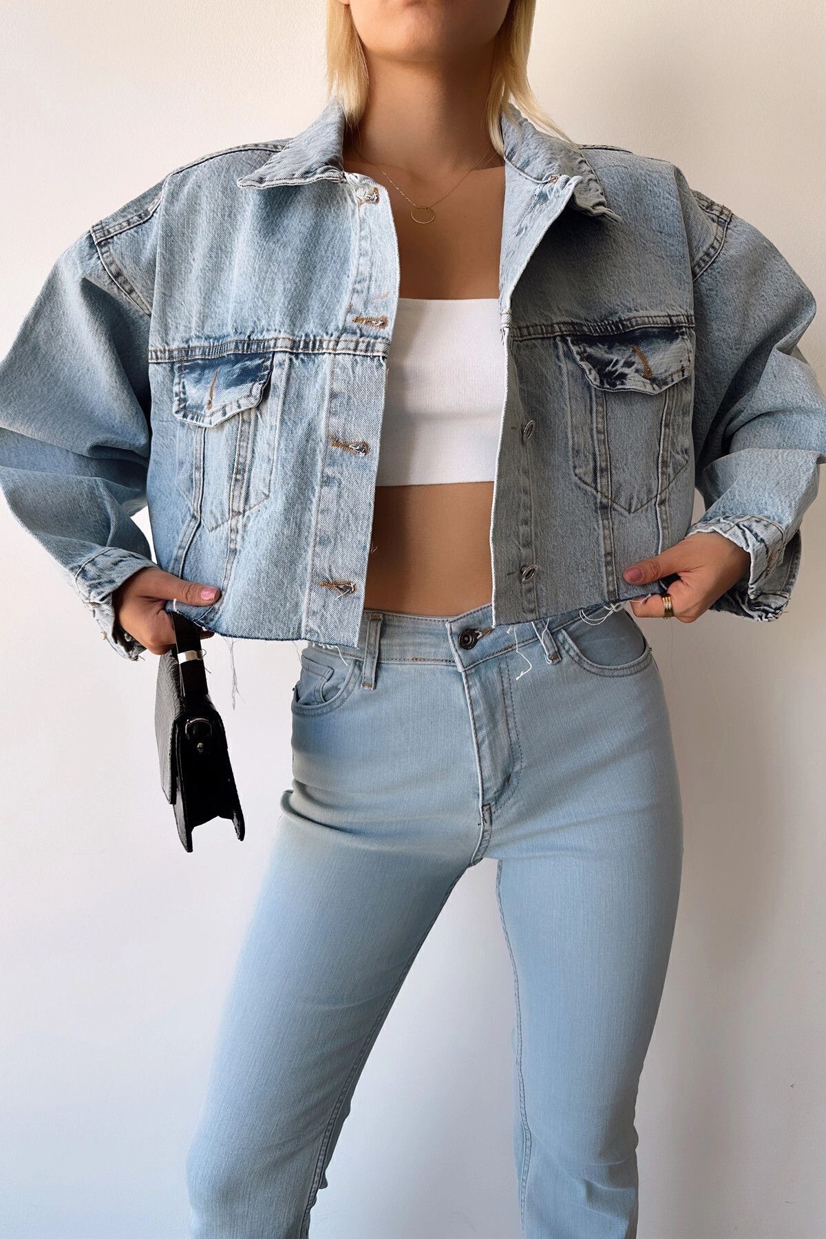 bacc  Kadın Buz Mavi Çift Cepli Lazer Kesim Yıkamalı Crop Denim Ceket Bcdf-235408 - Görsel 6