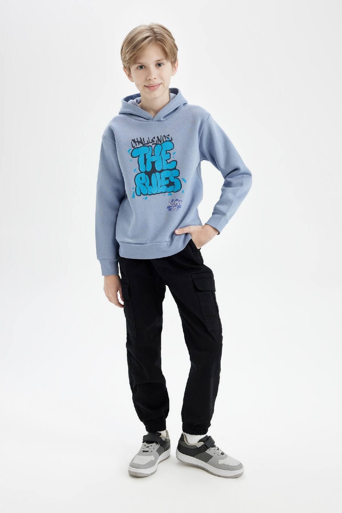 complete the look image