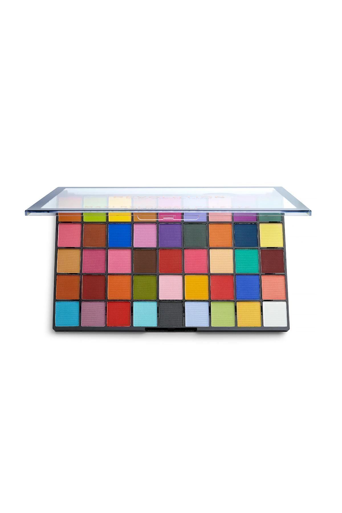 انقلاب Maxi Reloaded Eyeshadow Palette Monster Mattes Revolution